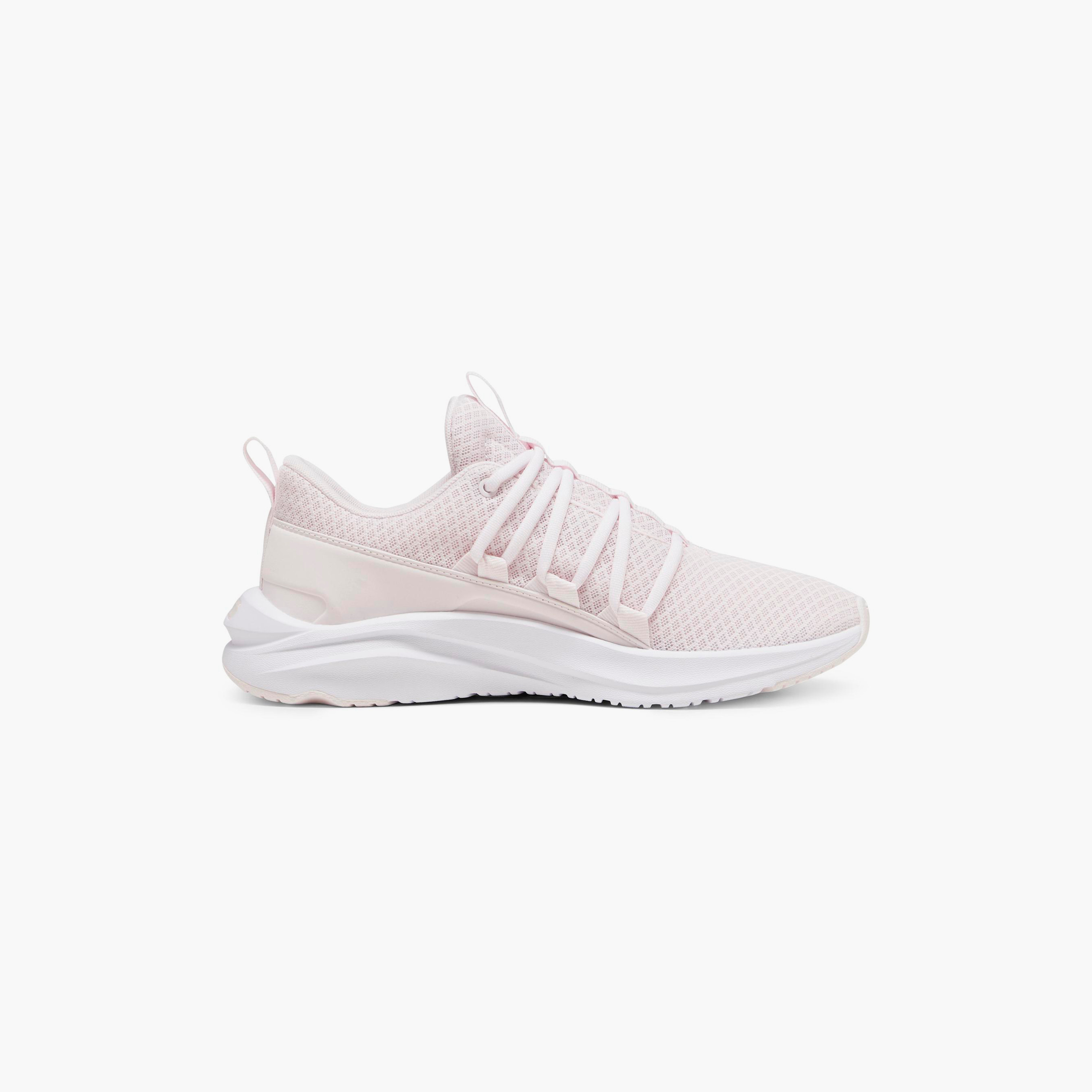 حذاء الركض سوفت واحد للجميع للنساء من بوما | 377672-sports-women-shoes-image-2