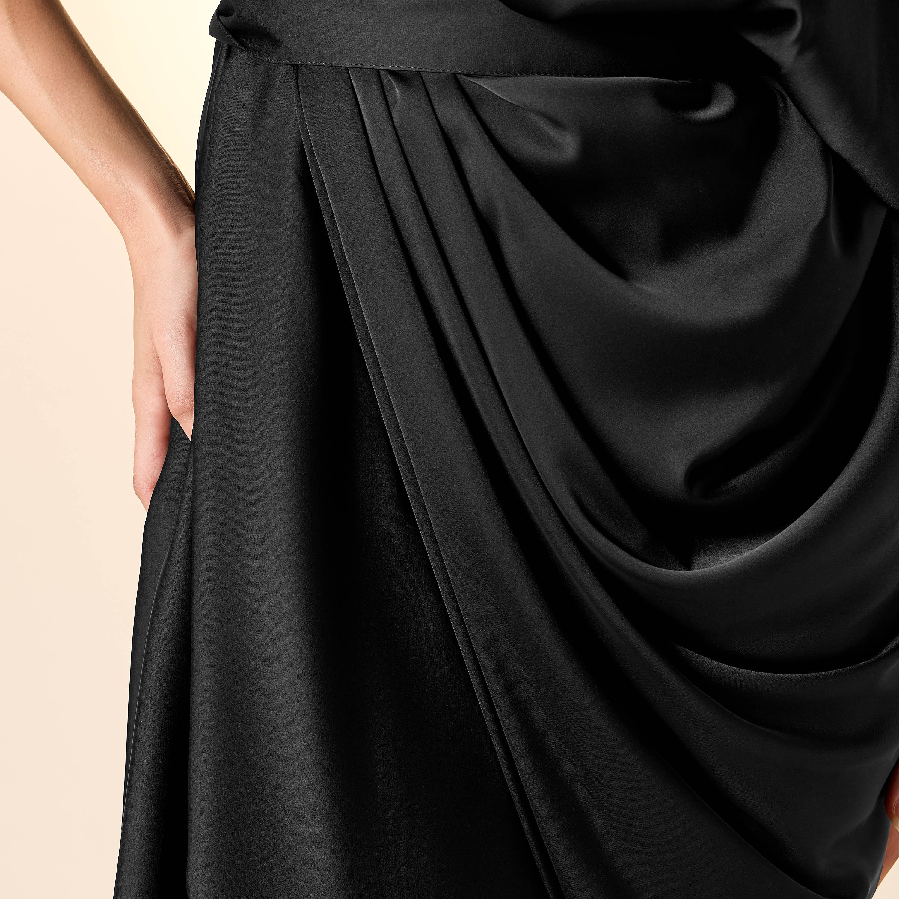 فستان بتفاصيل منسدلة وحزام من جولدن آبل-women-clothing-dresses-image-15
