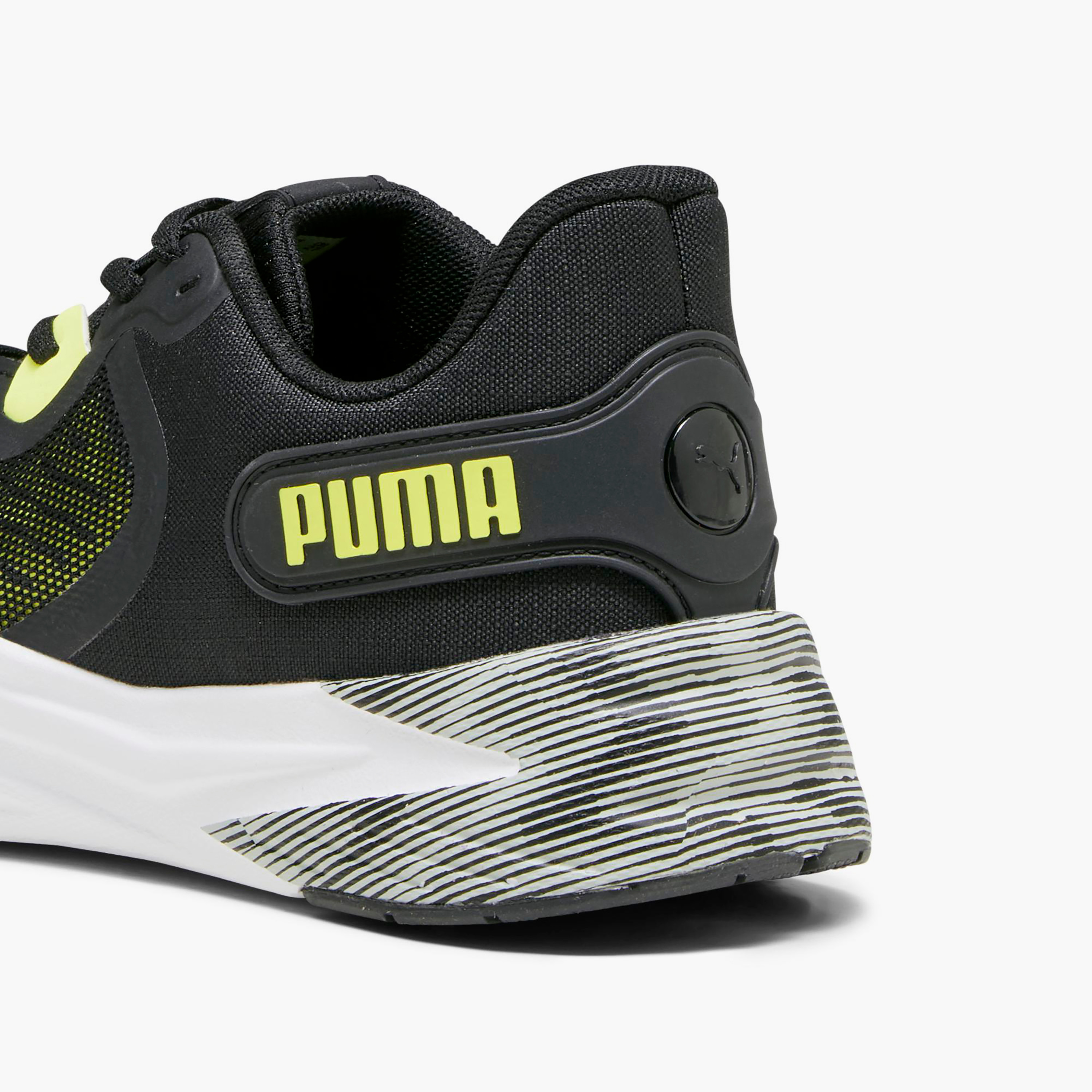 Puma Disperse XT 3 Hyperwave Men Trainer Shoes | 378822-sports-men-shoes-image-5