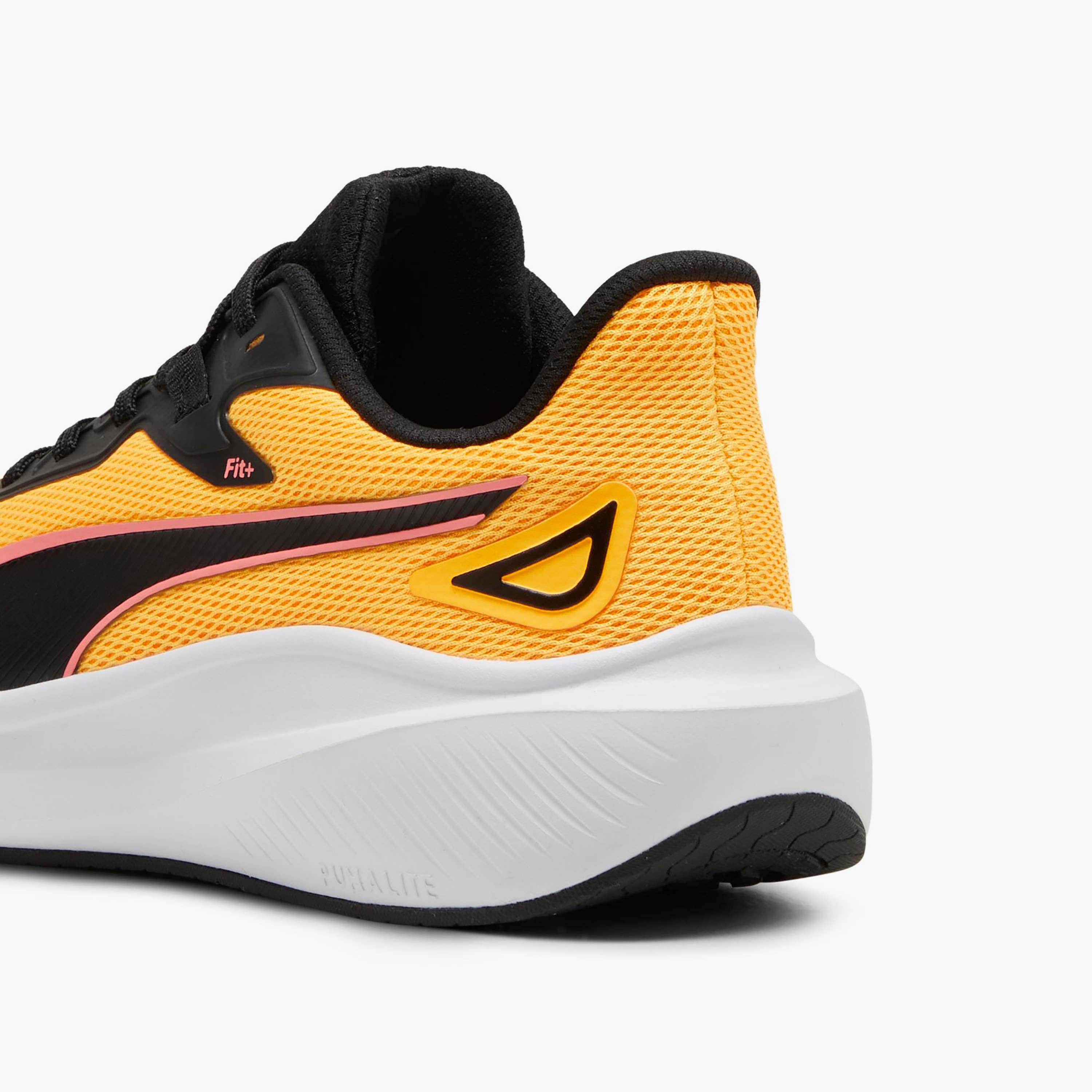 حذاء الجري سكاي روكيت لايت للرجال من بوما | OE-sports-men-shoes-image-6