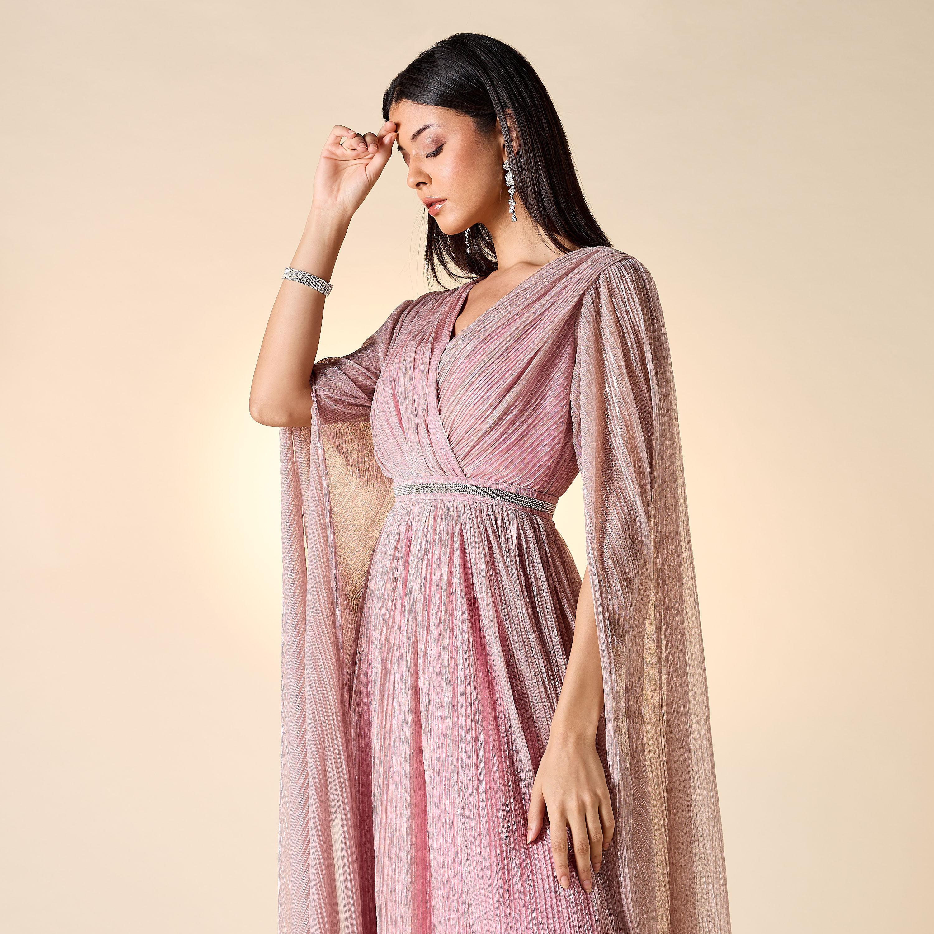 فستان مزين بياقة V وأكمام كاب من جولدن أبل-women-clothing-dresses-image-10