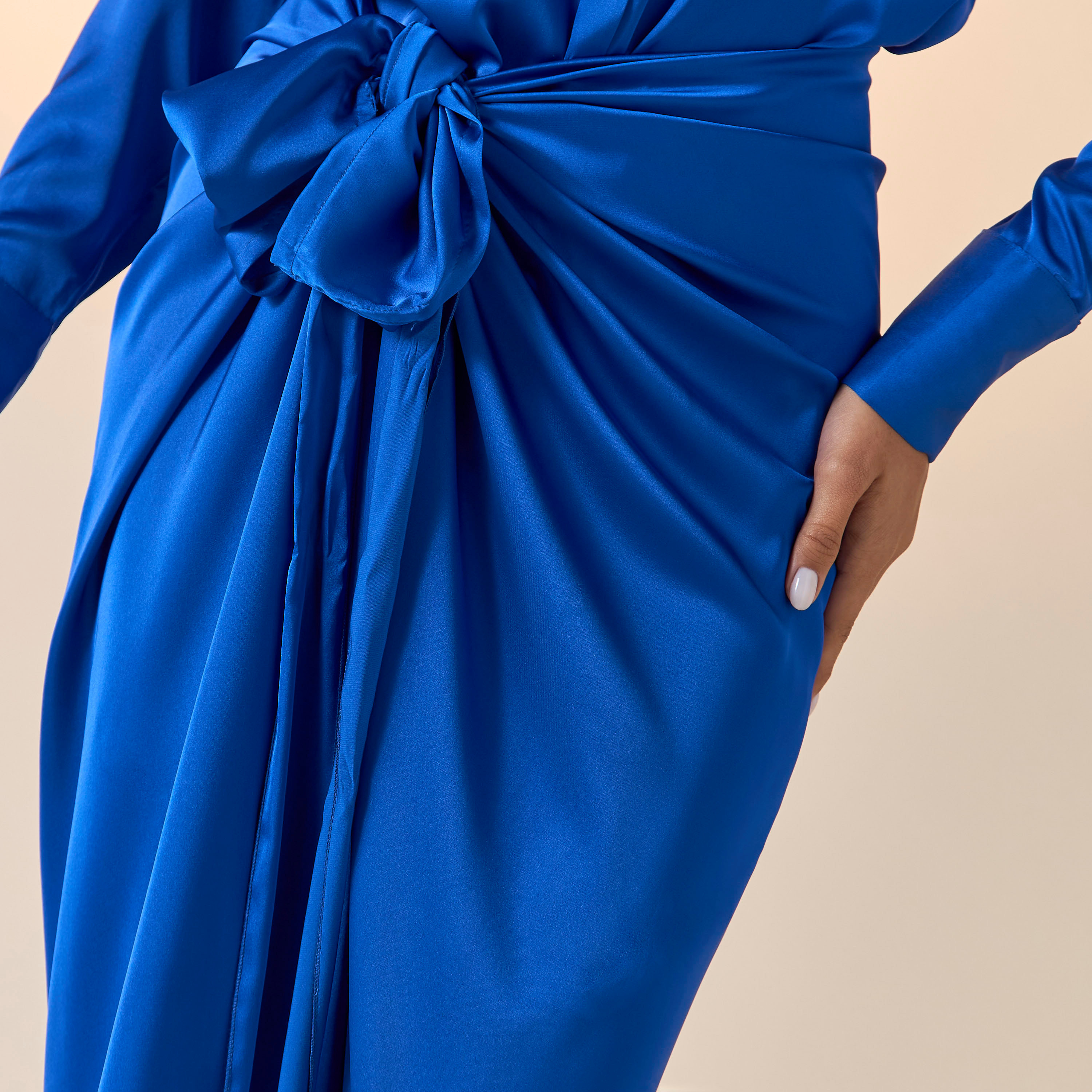 طقم قميص سادة بأكمام طويلة وتنورة منسدلة من جولدن آبل-women-clothing-coordsets-image-6