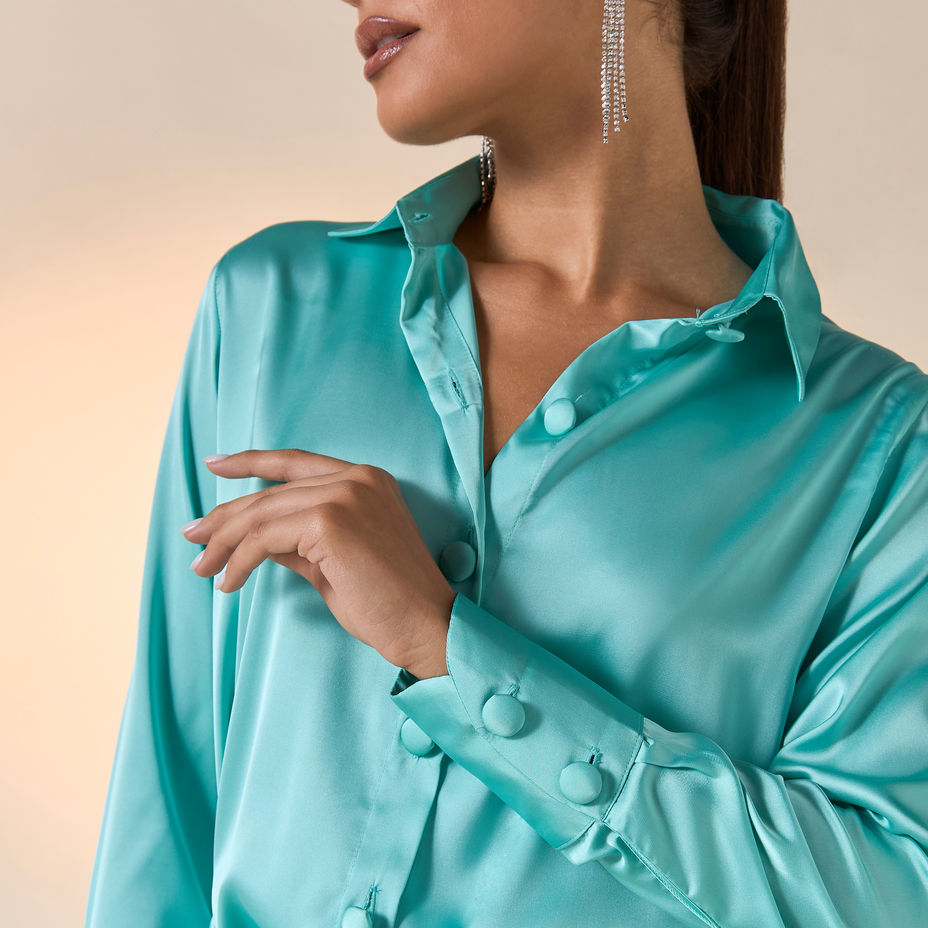 طقم قميص سادة بأكمام طويلة وتنورة منسدلة من جولدن آبل-women-clothing-coordsets-image-5