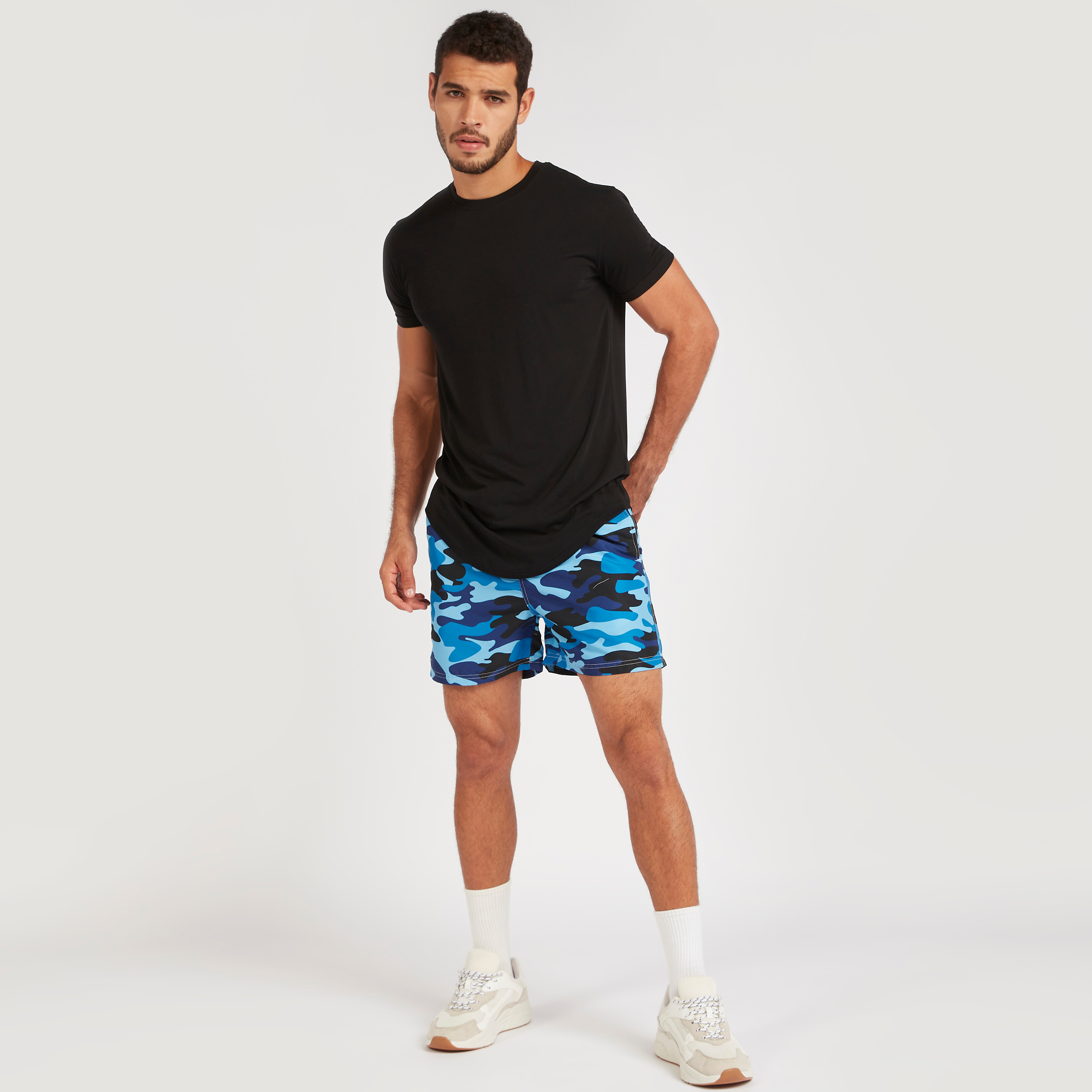 Camouflage Print Shorts with Drawstring Closure and Pockets-men-clothing-bottoms-shorts-image-2