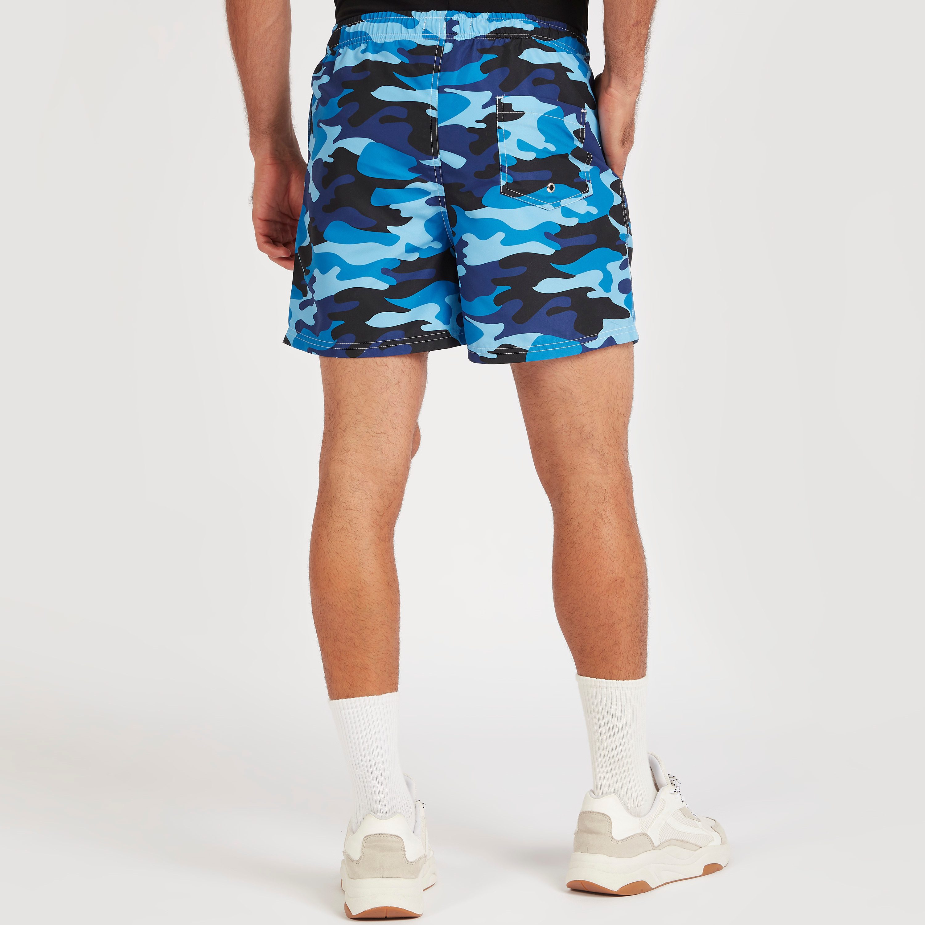 Camouflage Print Shorts with Drawstring Closure and Pockets-men-clothing-bottoms-shorts-image-4