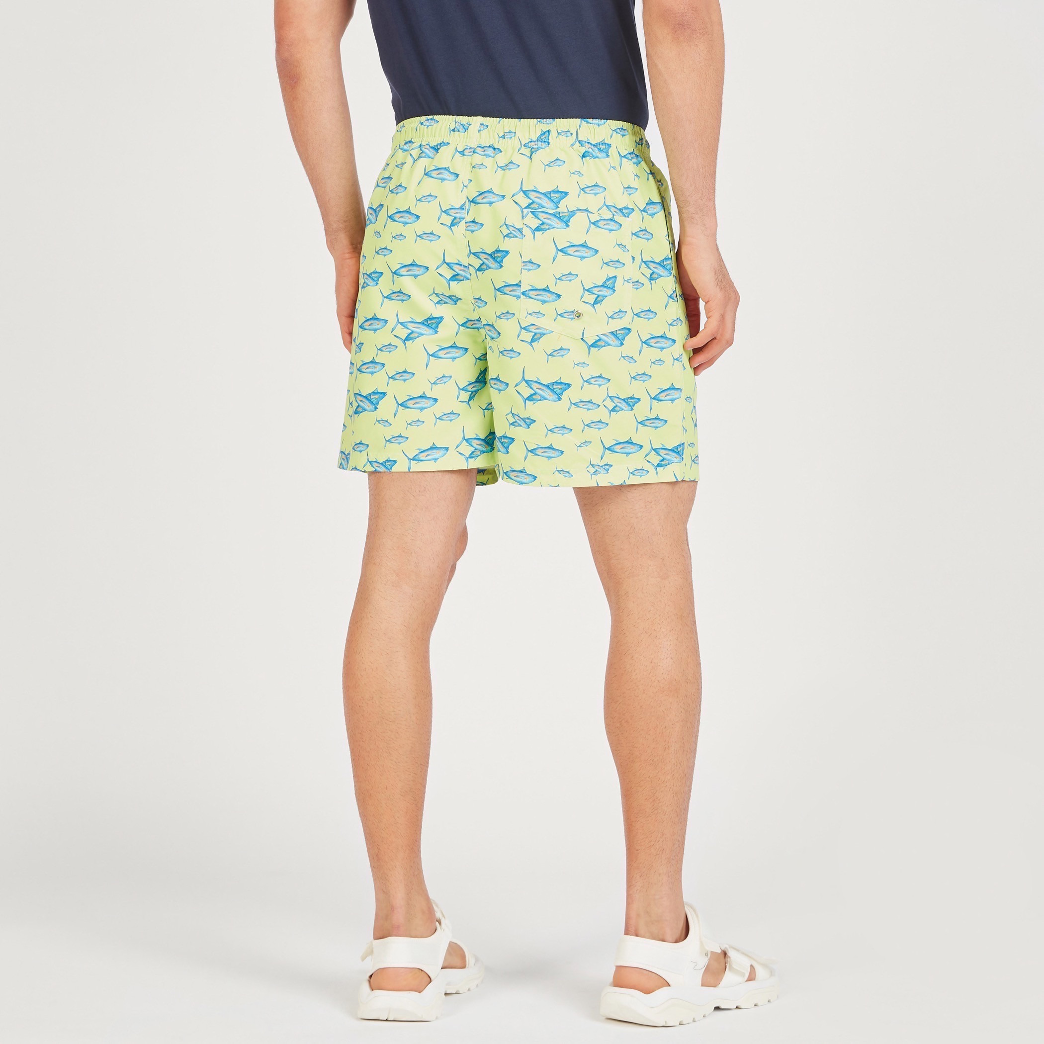 شورت رياضي بخصر متوسّط الارتفاع ورباط وجيوب وطبعات-men-clothing-bottoms-shorts-image-4