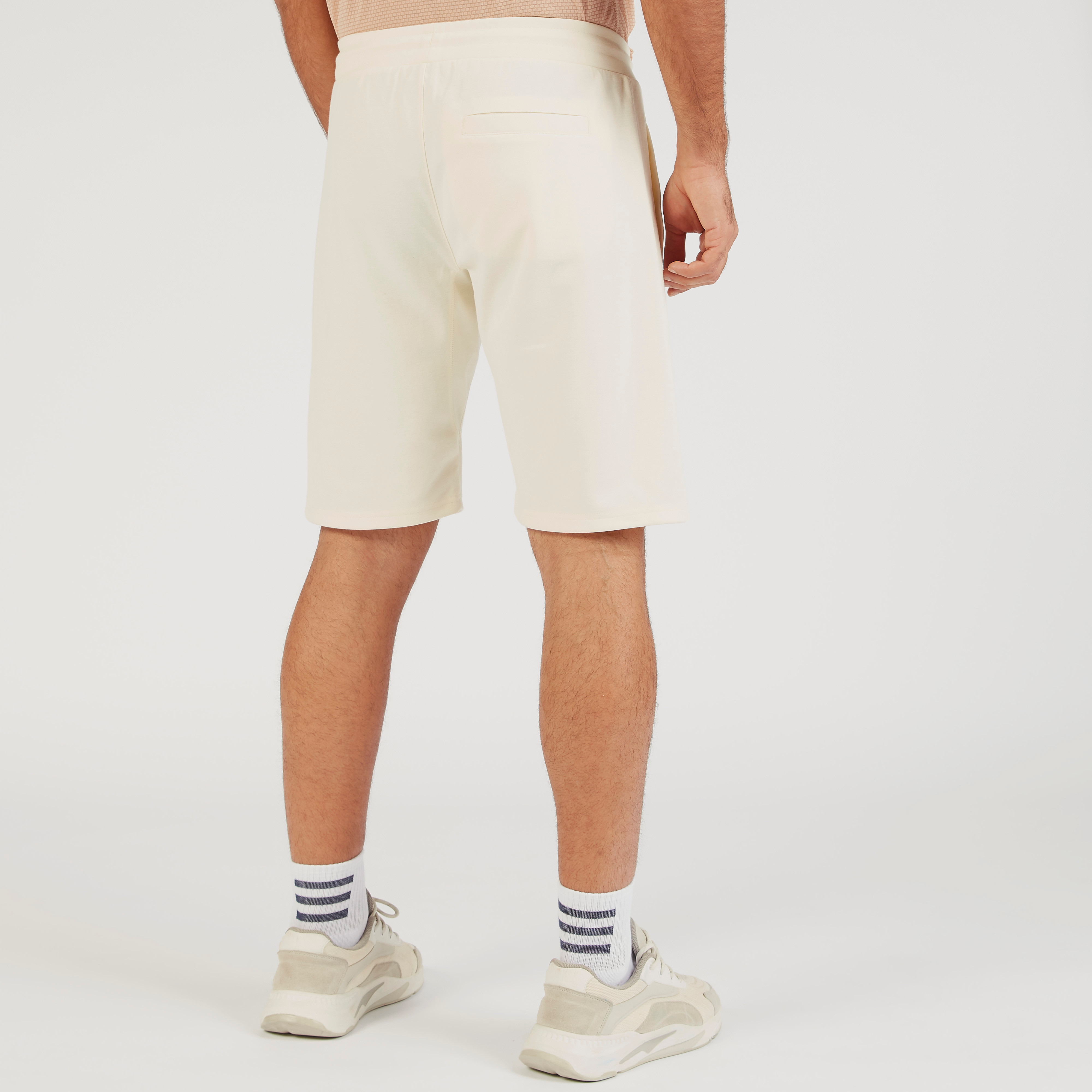 شورت سادة برباط إغلاق وجيوب-sports-men-clothing-bottoms-image-4