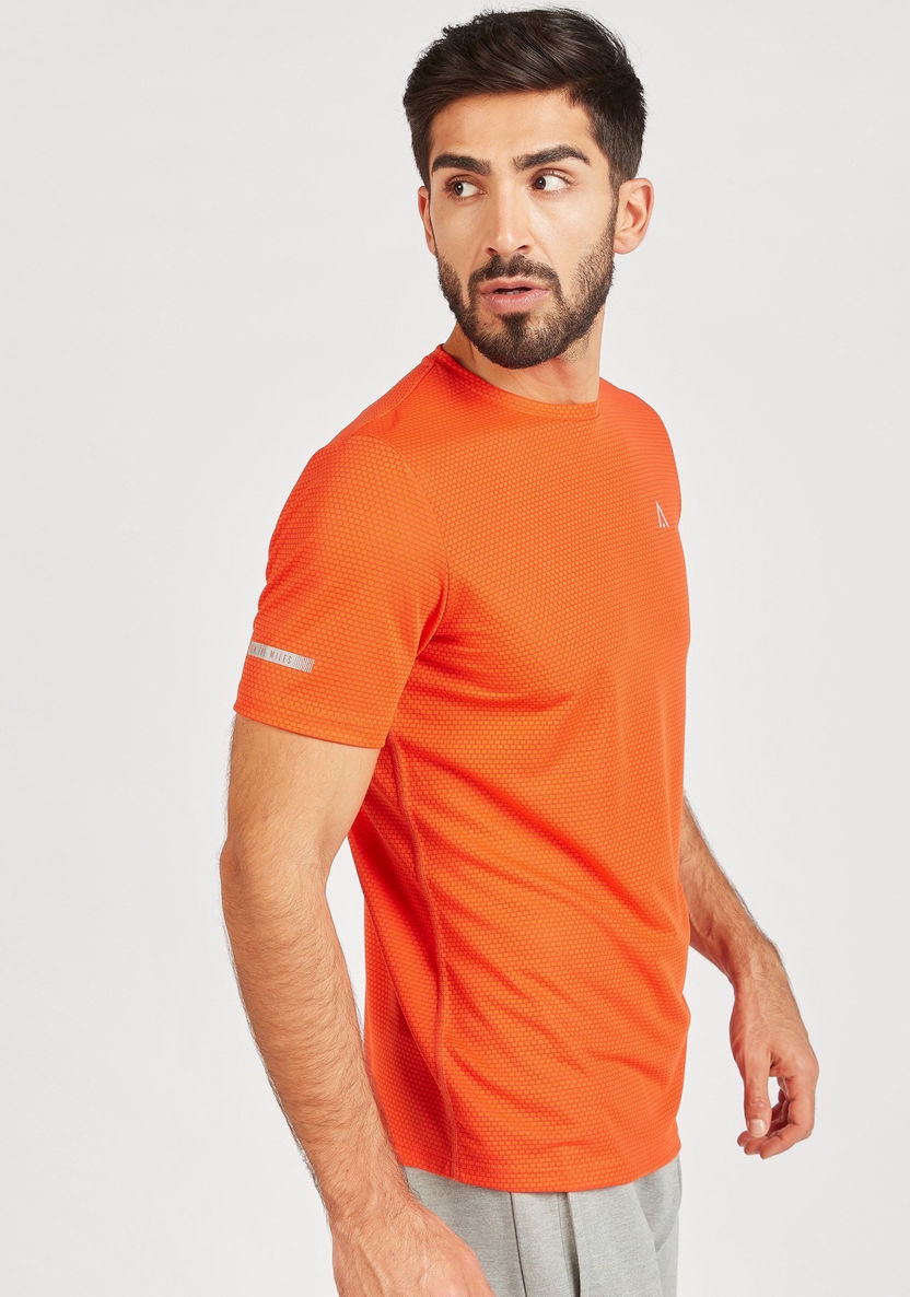 Textured Crew Neck T-shirt with Short Sleeves-T Shirts & Vests-image-4