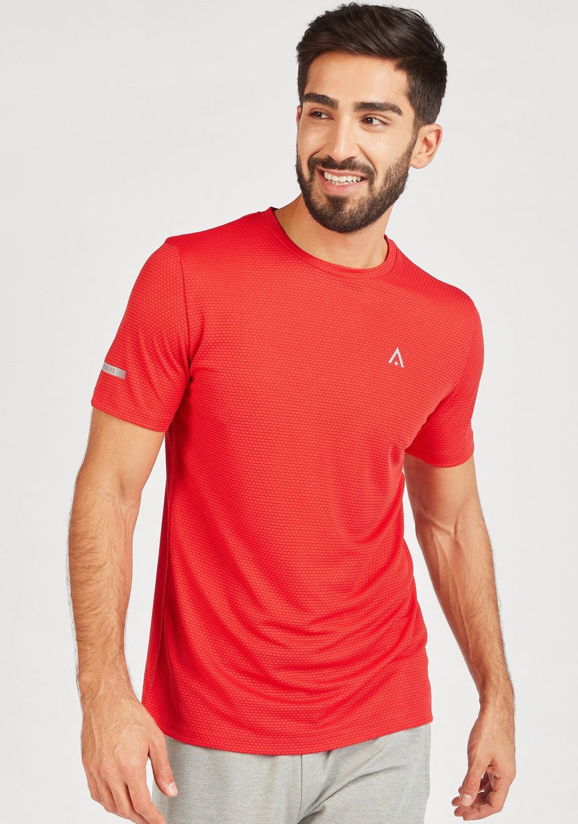 Textured Crew Neck T-shirt with Short Sleeves-T Shirts & Vests-image-0