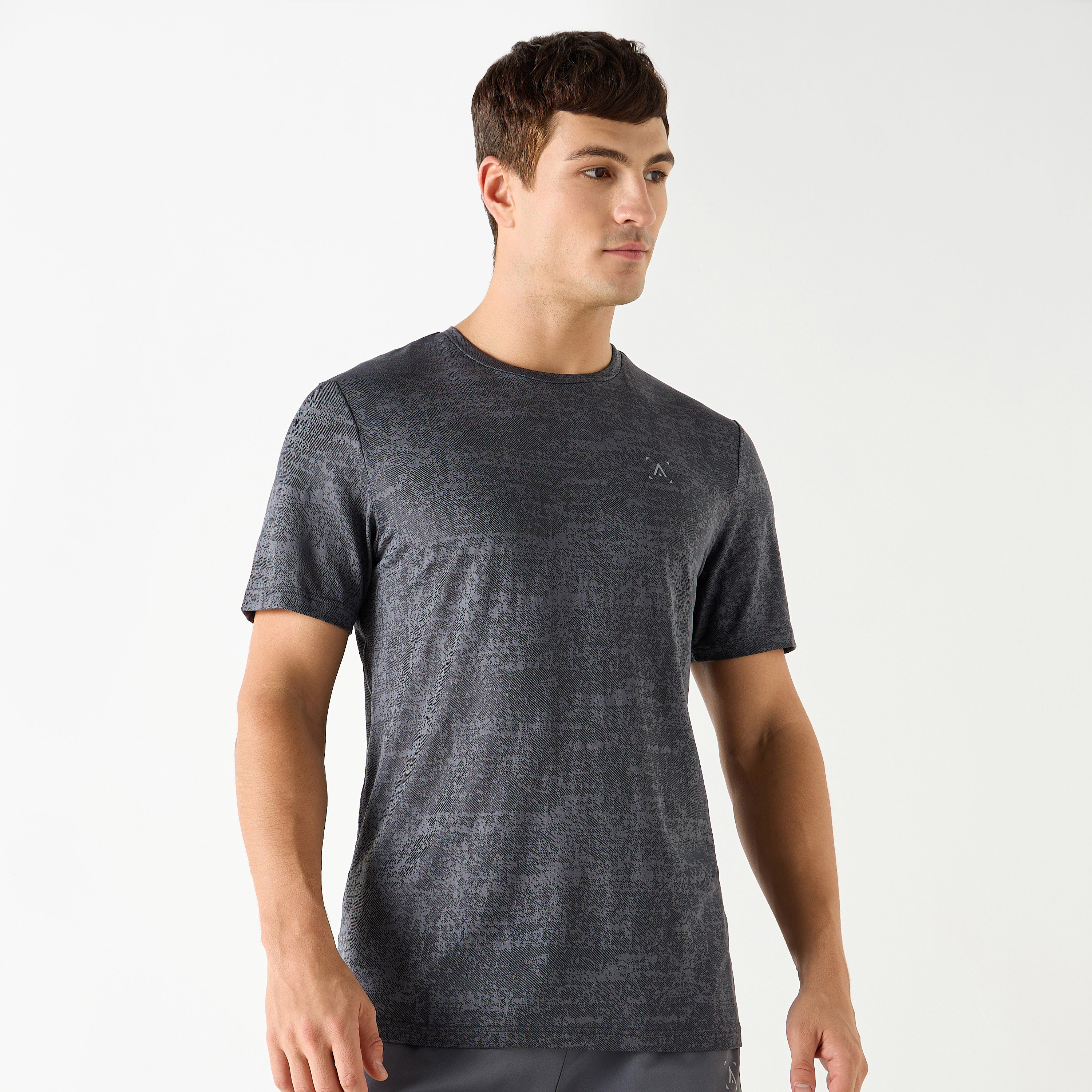 Textured Crew Neck T-shirt with Short Sleeves-men-clothing-tshirtsandpolos-tshirts-image-1