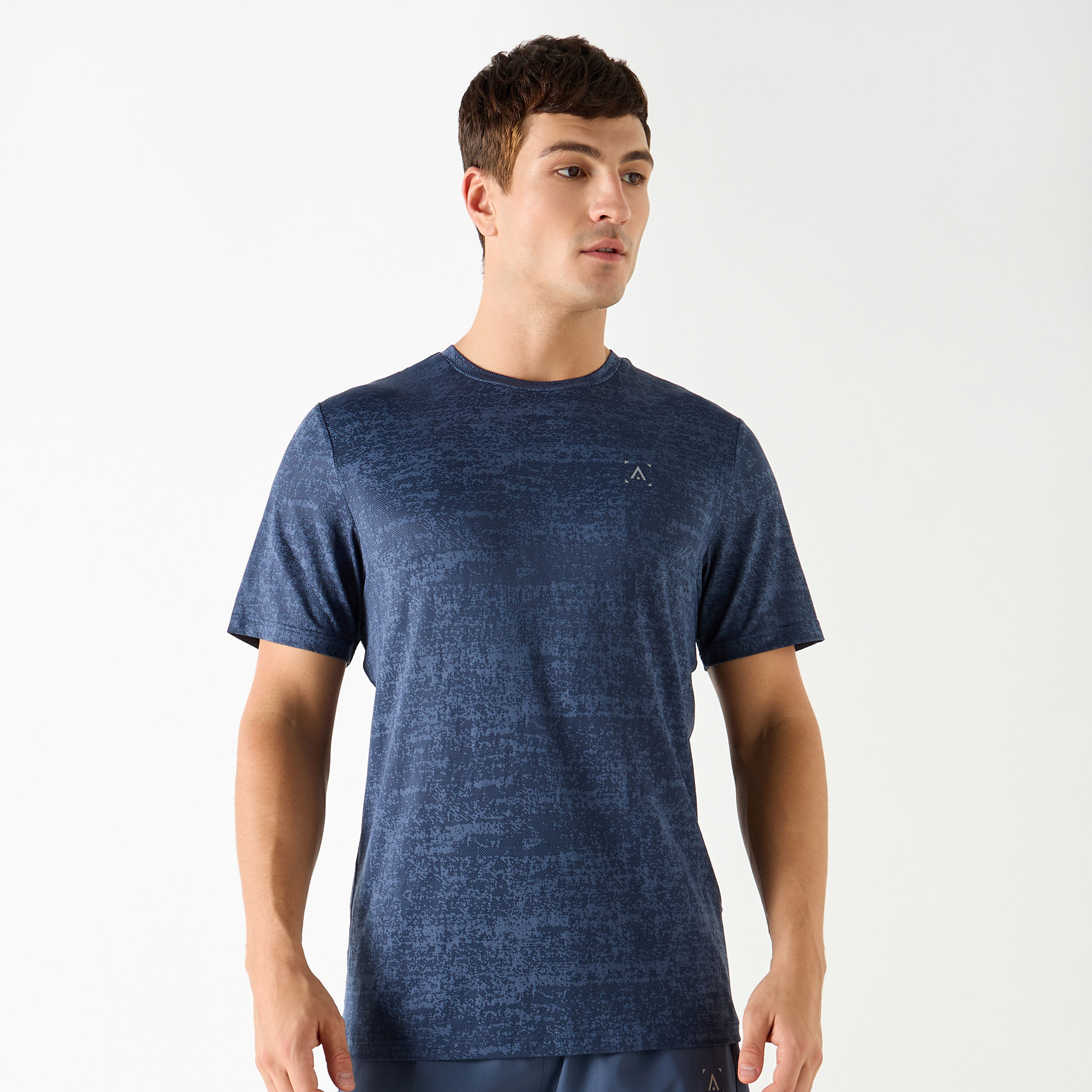 Textured Crew Neck T-shirt with Short Sleeves-men-clothing-tshirtsandpolos-tshirts-image-1