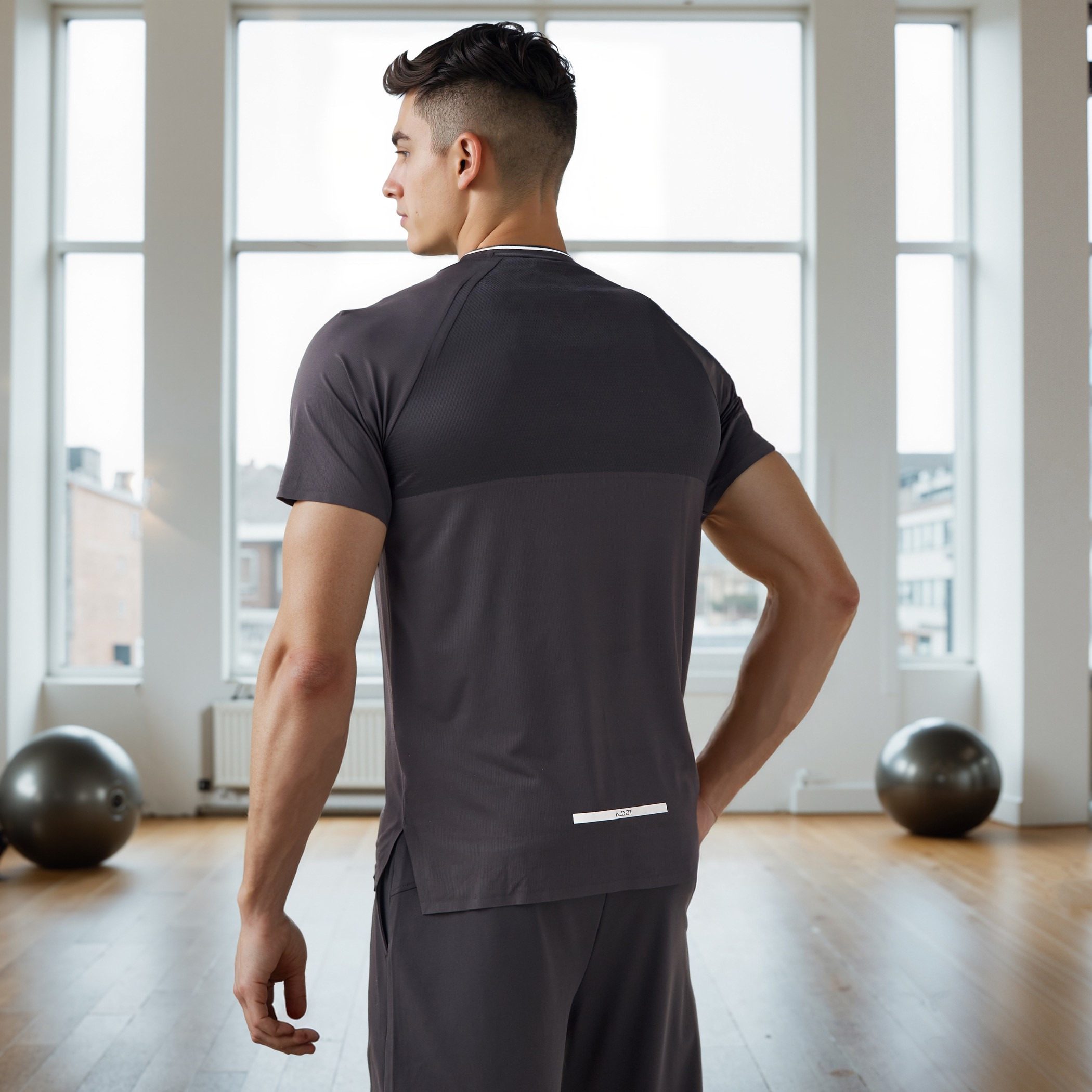 Textured T-shirt-men-clothing-sportswearandactivewear-tshirtsandpolos-image-3