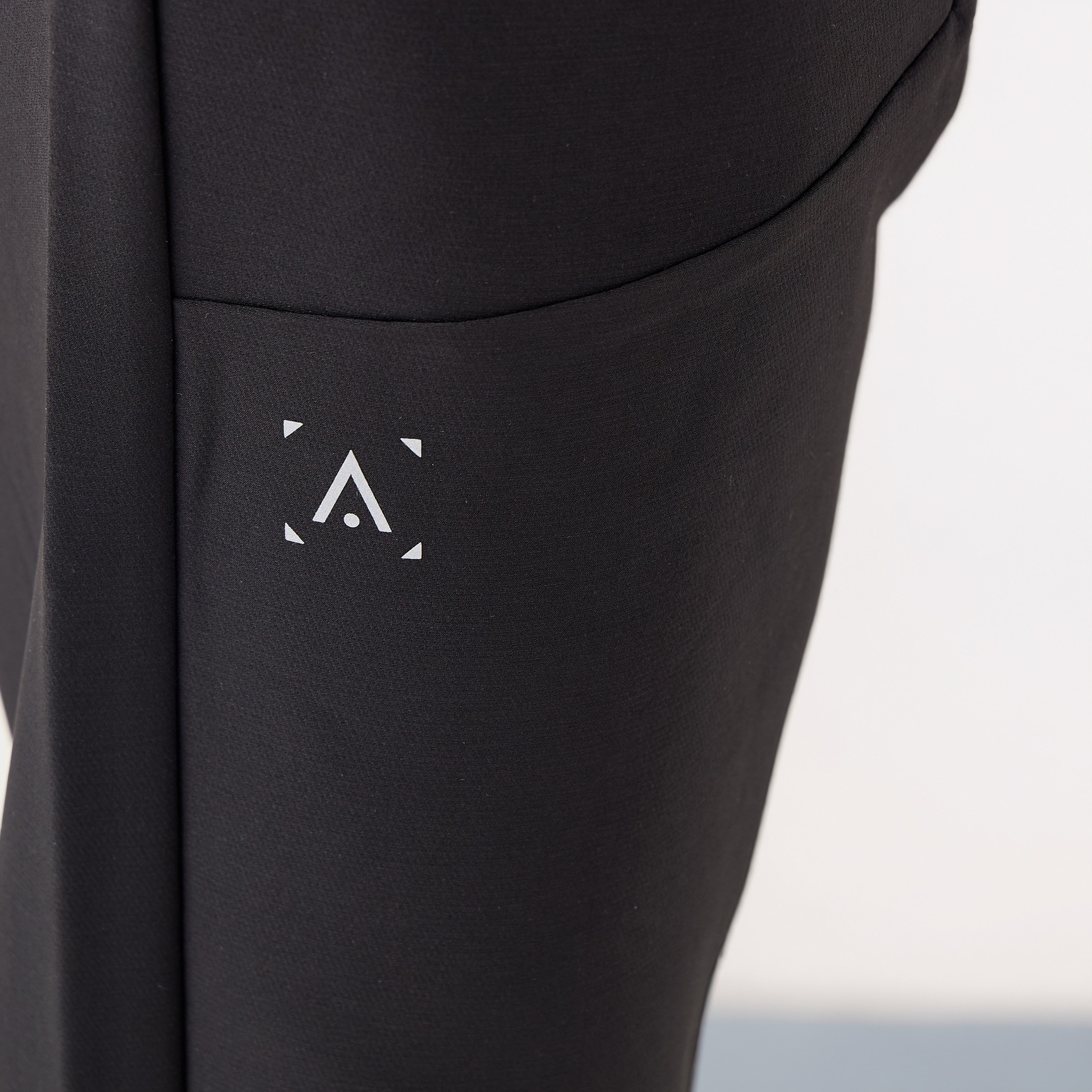 Joggers with Drawstring Closure and Pockets-men-clothing-sportswearandactivewear-tracksuits-image-5