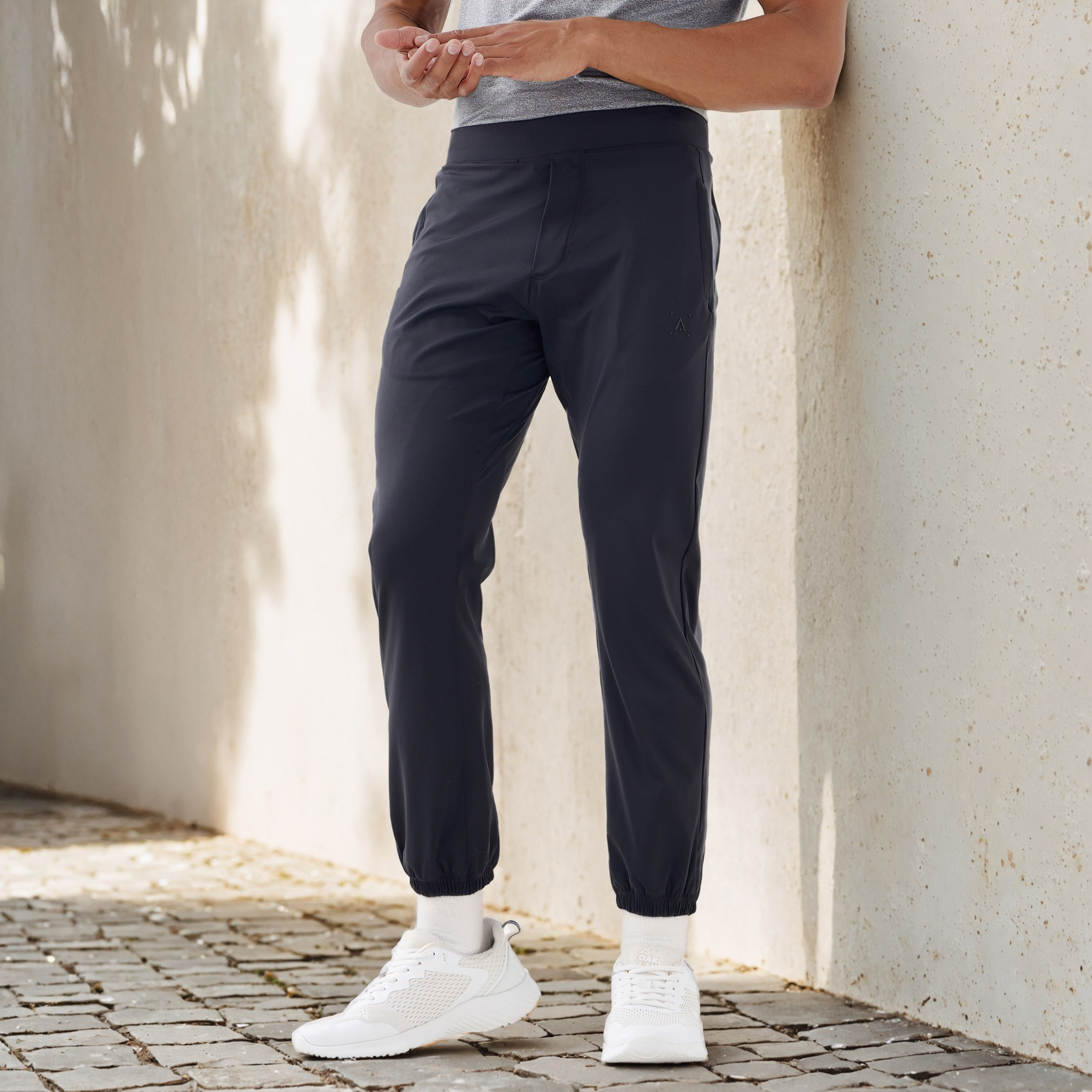 Performance Joggers with Pockets-men-clothing-sportswearandactivewear-bottoms-joggers-image-1