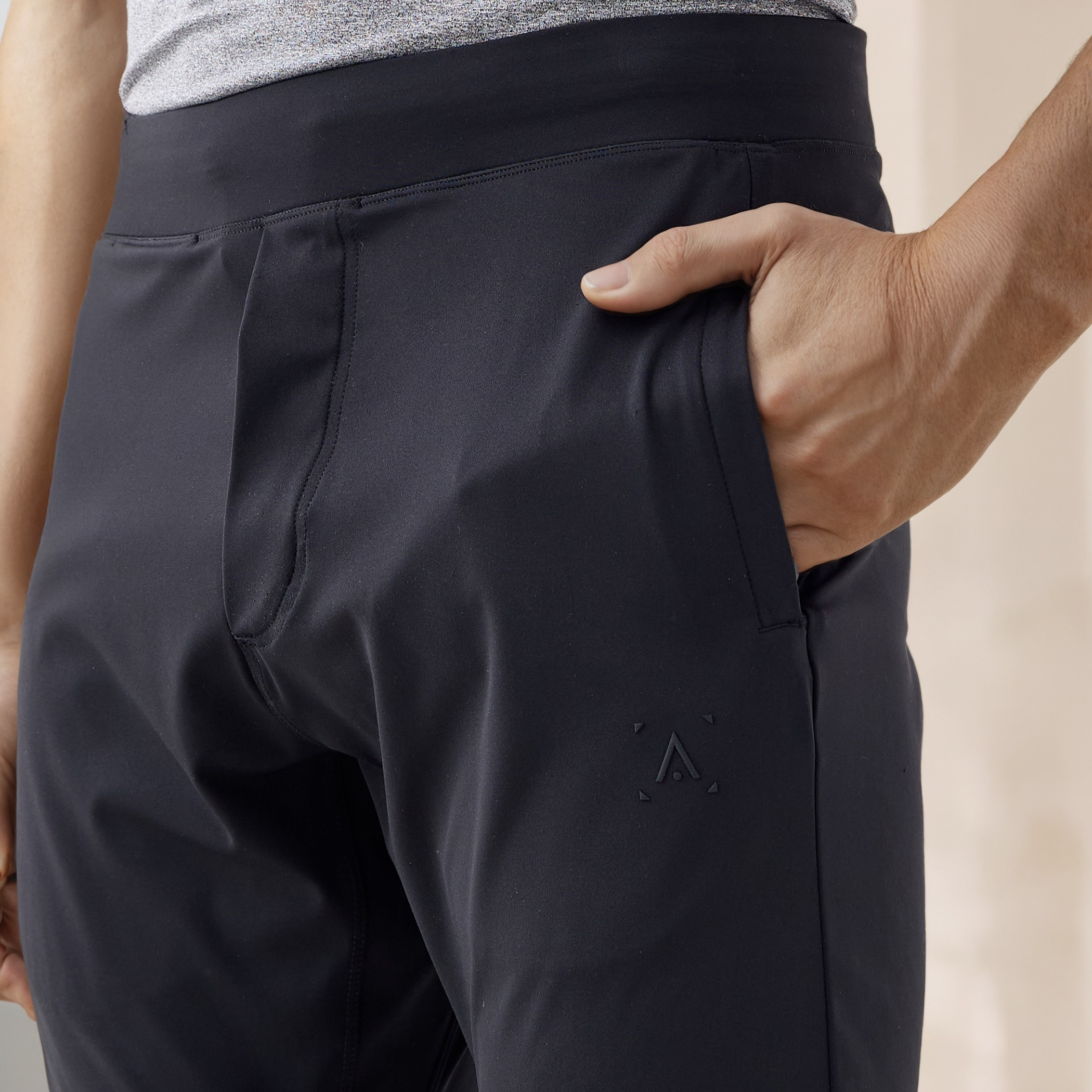 Performance Joggers with Pockets-men-clothing-sportswearandactivewear-bottoms-joggers-image-4