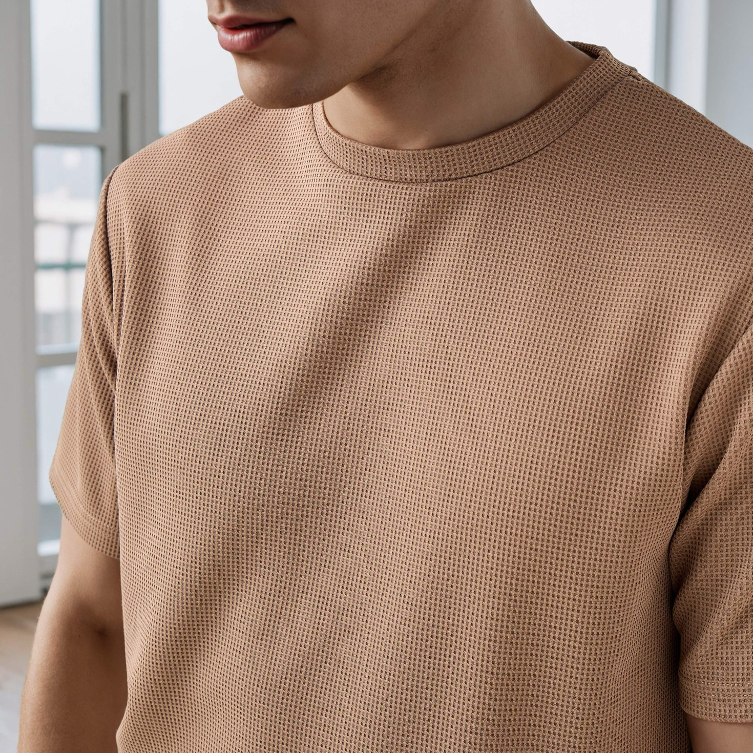 تيشيرت بنمط وافل بارز الملمس-men-clothing-sportswearandactivewear-tshirtsandpolos-image-4