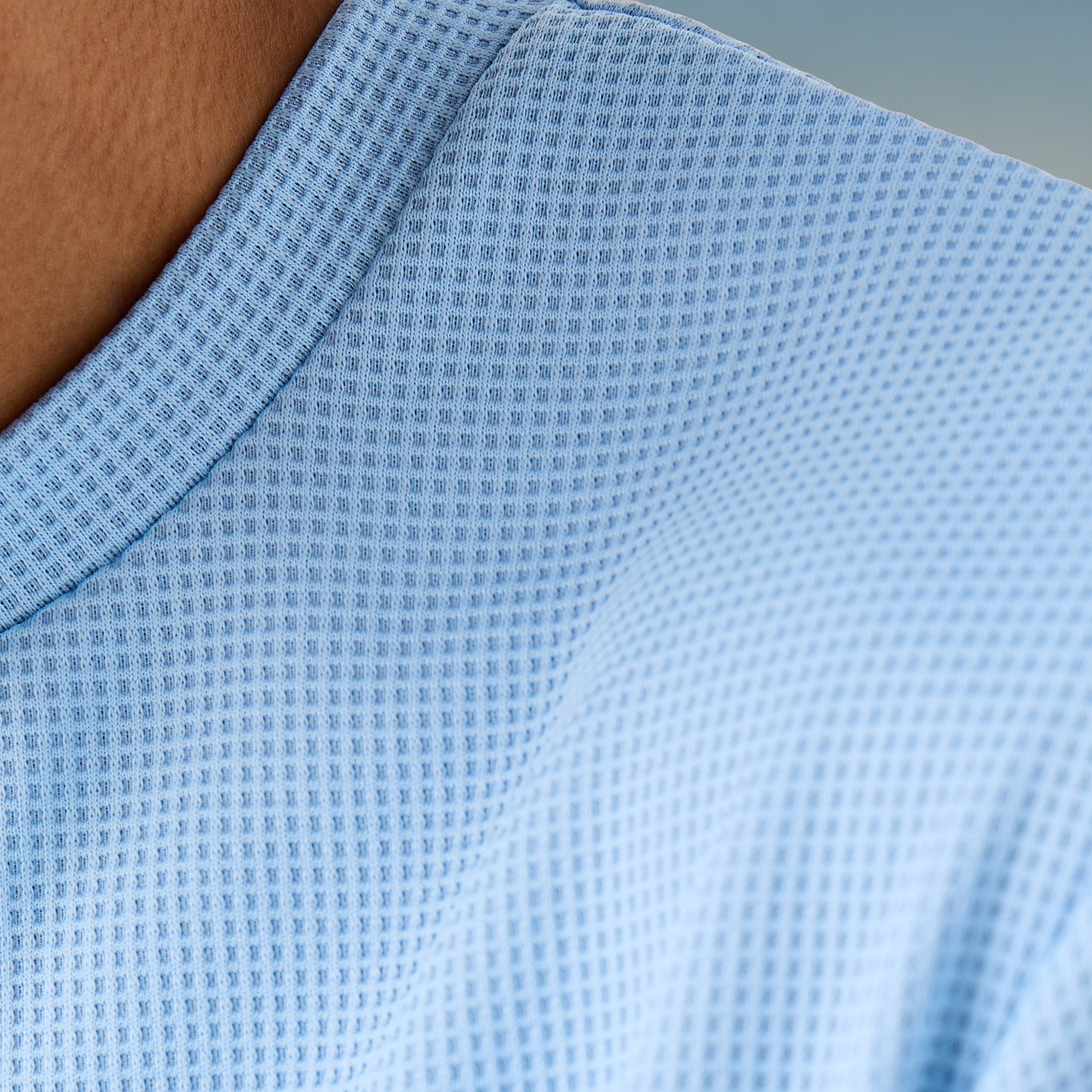 تيشيرت بنمط وافل بارز الملمس-men-clothing-sportswearandactivewear-tshirtsandpolos-image-5
