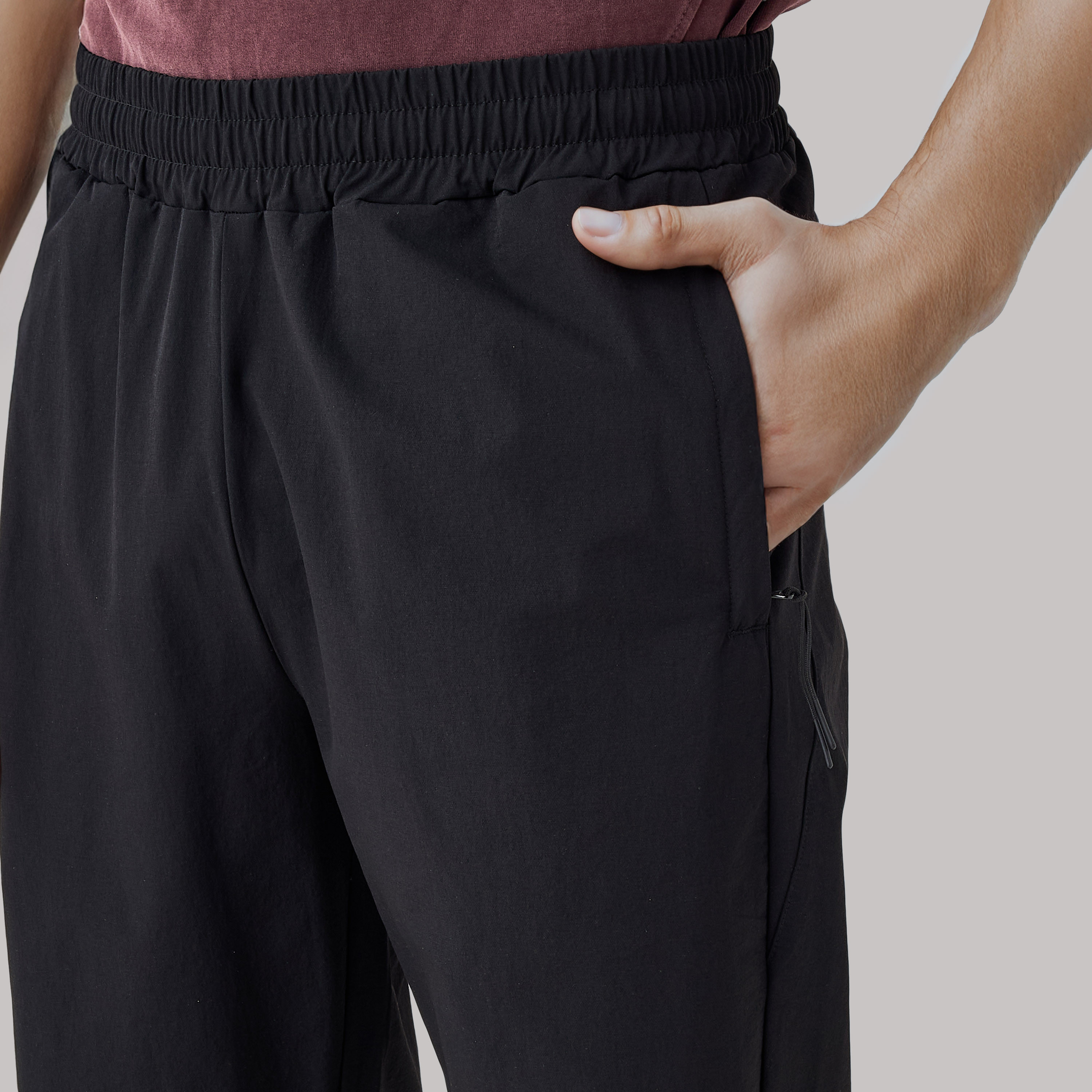 Regular Fit Joggers with Pockets-men-clothing-sportswearandactivewear-bottoms-joggers-image-4