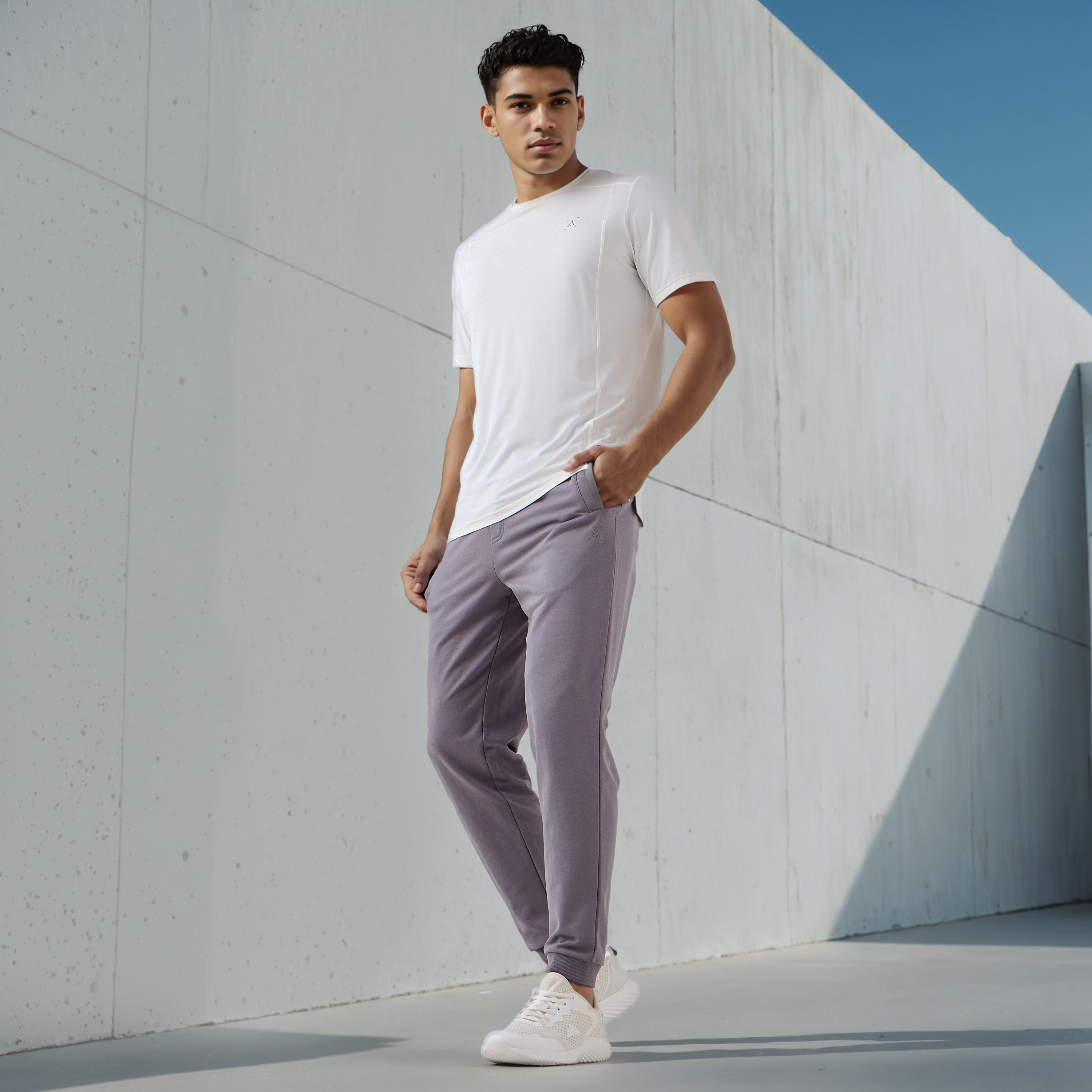 Joggers with Drawstring Closure and Pockets-men-clothing-sportswearandactivewear-bottoms-joggers-image-2