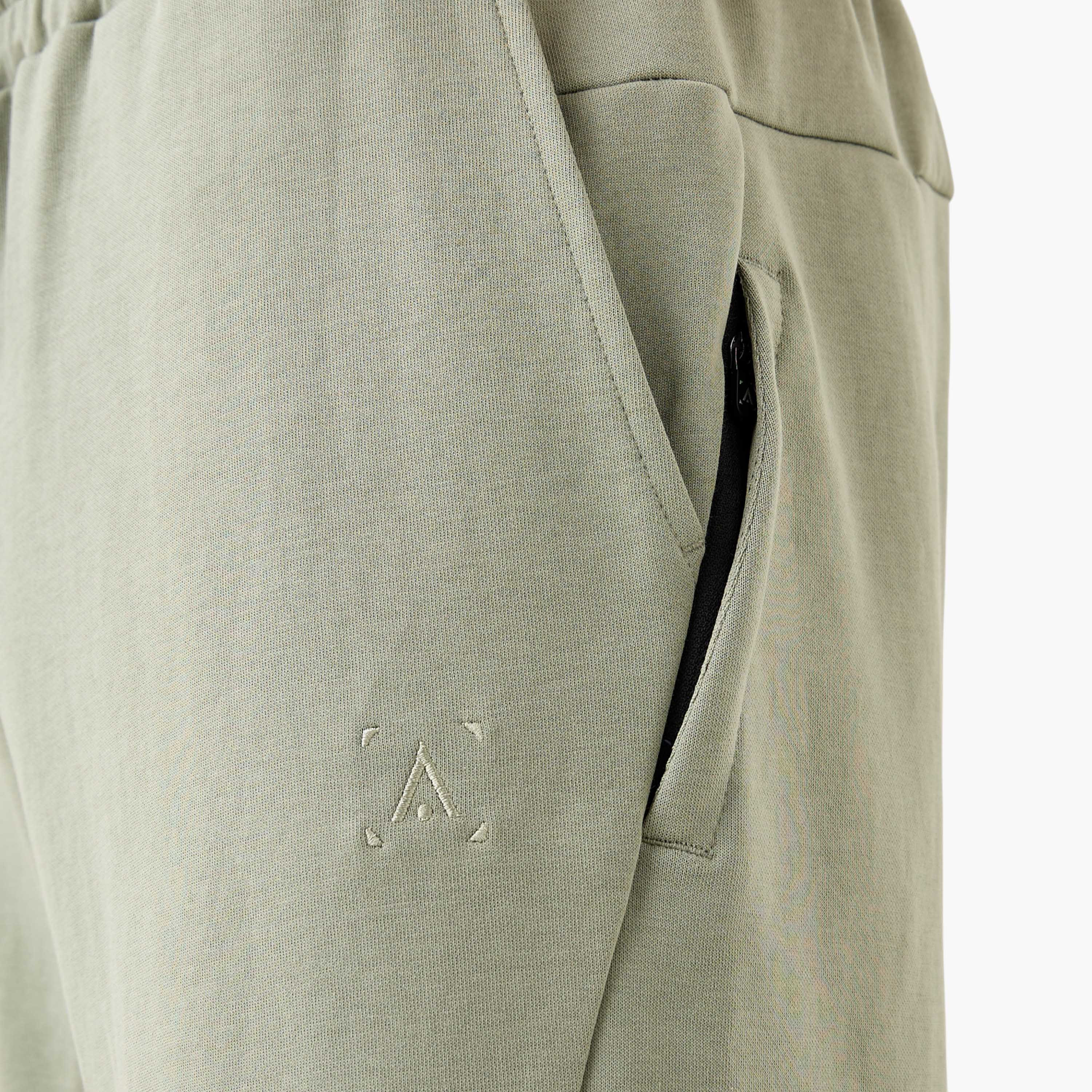 شورت تدريب بألواح وجيوب-men-clothing-bottoms-shorts-image-5