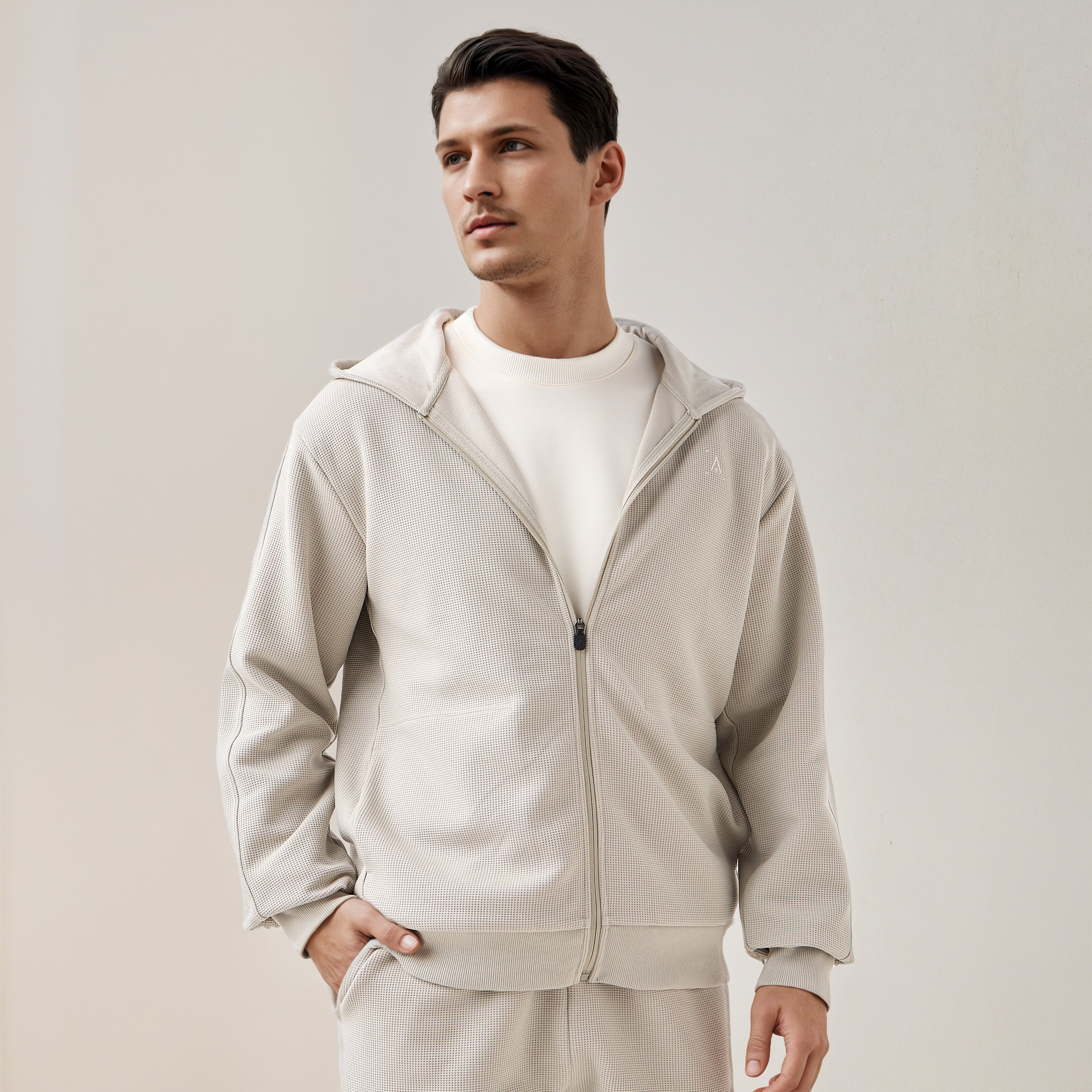 هودي وافل بارز الملمس وسحاب كامل-men-winterwear-hoodiesandsweatshirts-image-2