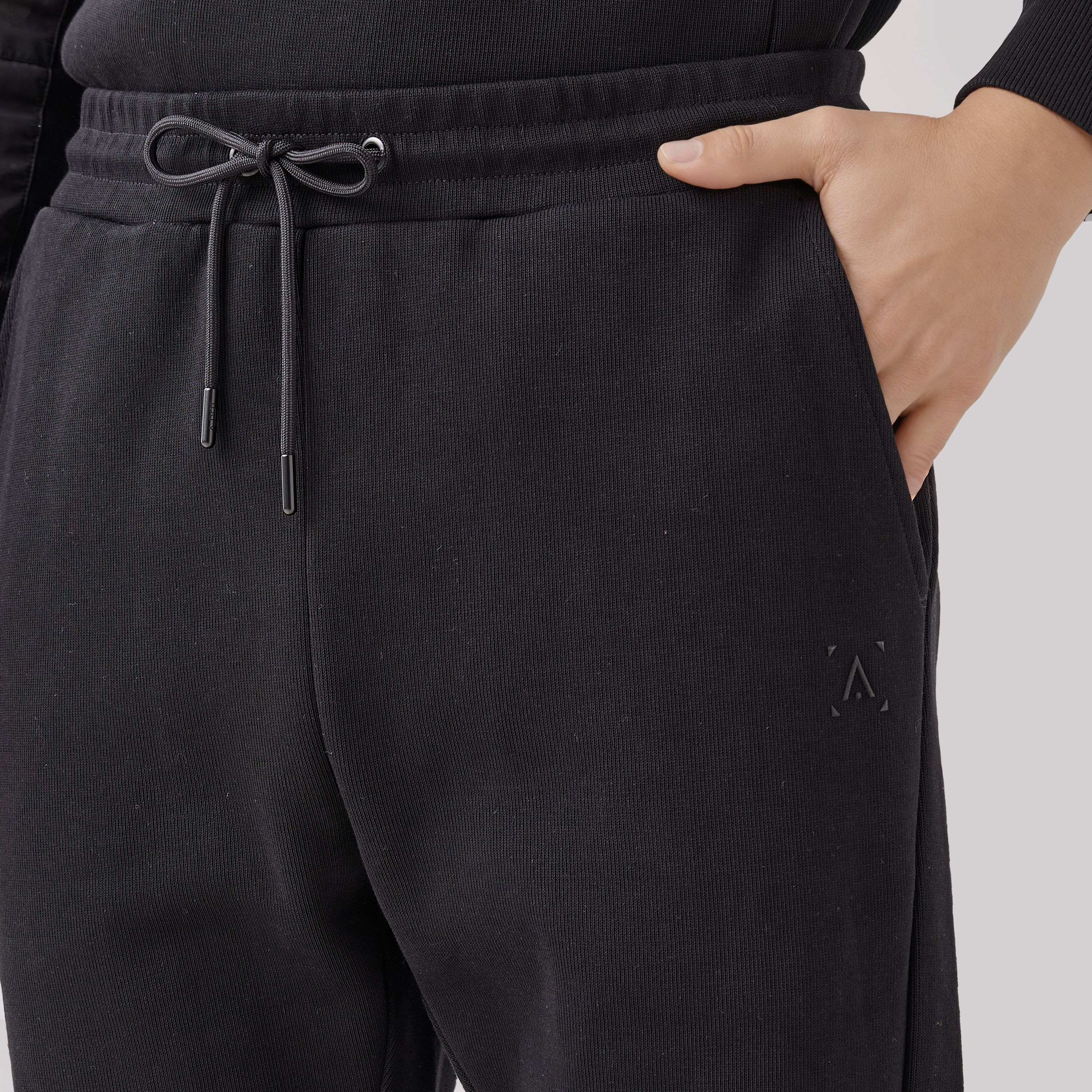 Men Regular Fit Joggers with Drawstring Waist-men-clothing-sportswearandactivewear-bottoms-joggers-image-4