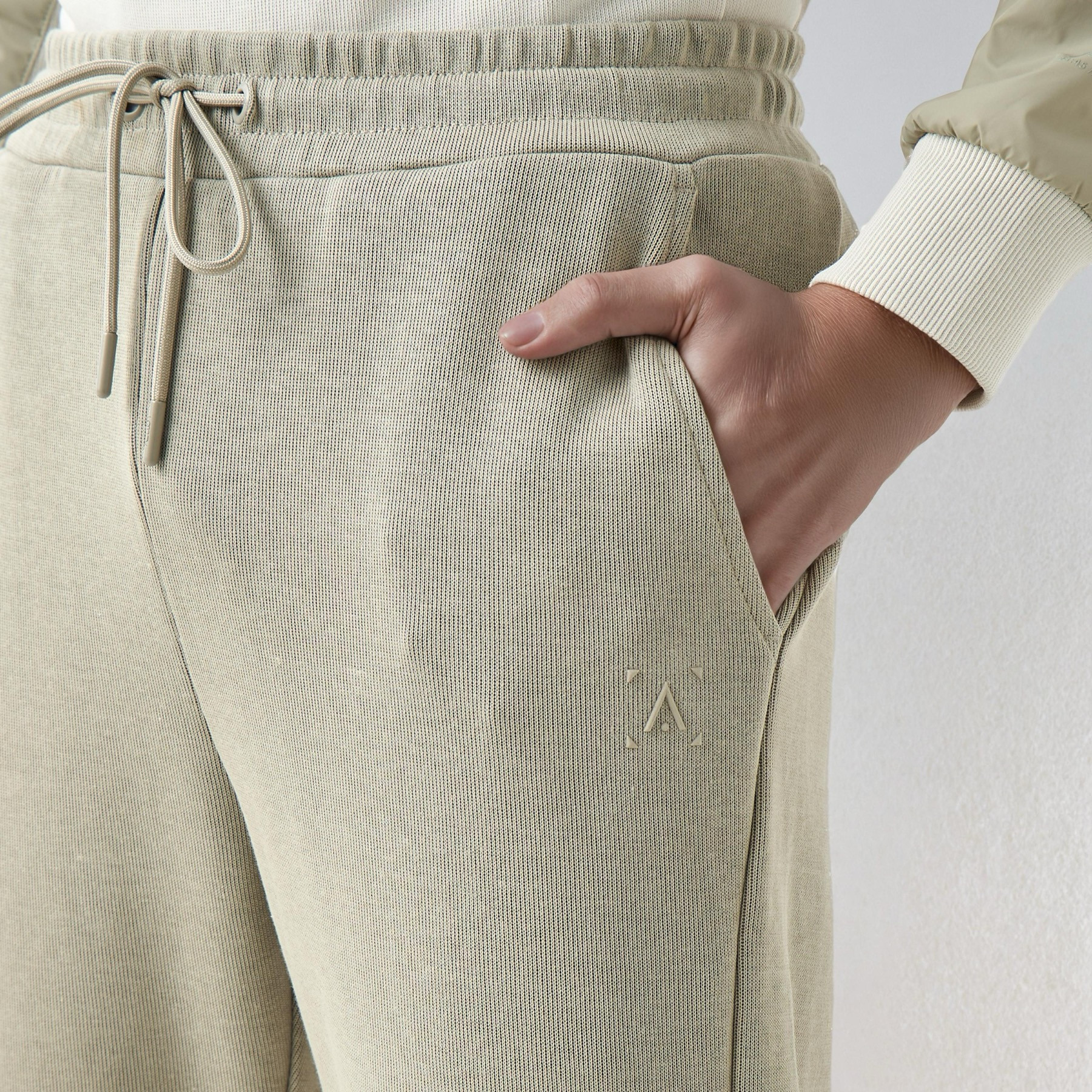 Men Regular Fit Joggers with Drawstring Waist-men-clothing-sportswearandactivewear-bottoms-joggers-image-5