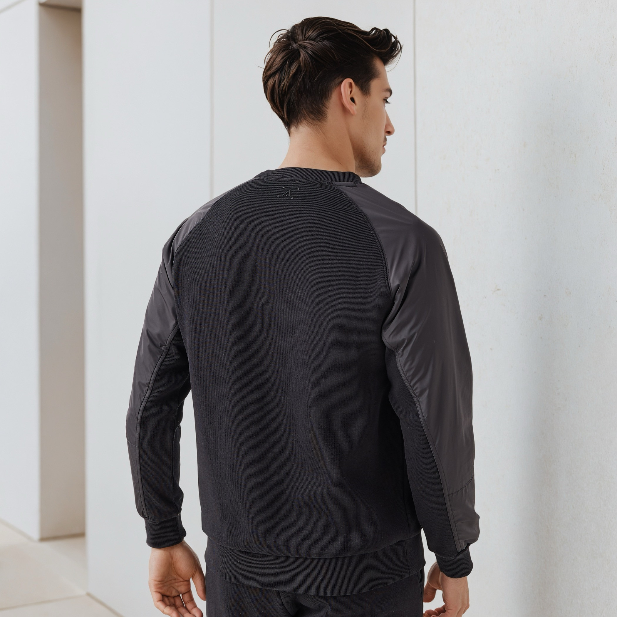 Men Raglan Sleeve Sweatshirt-men-winterwear-hoodiesandsweatshirts-image-3