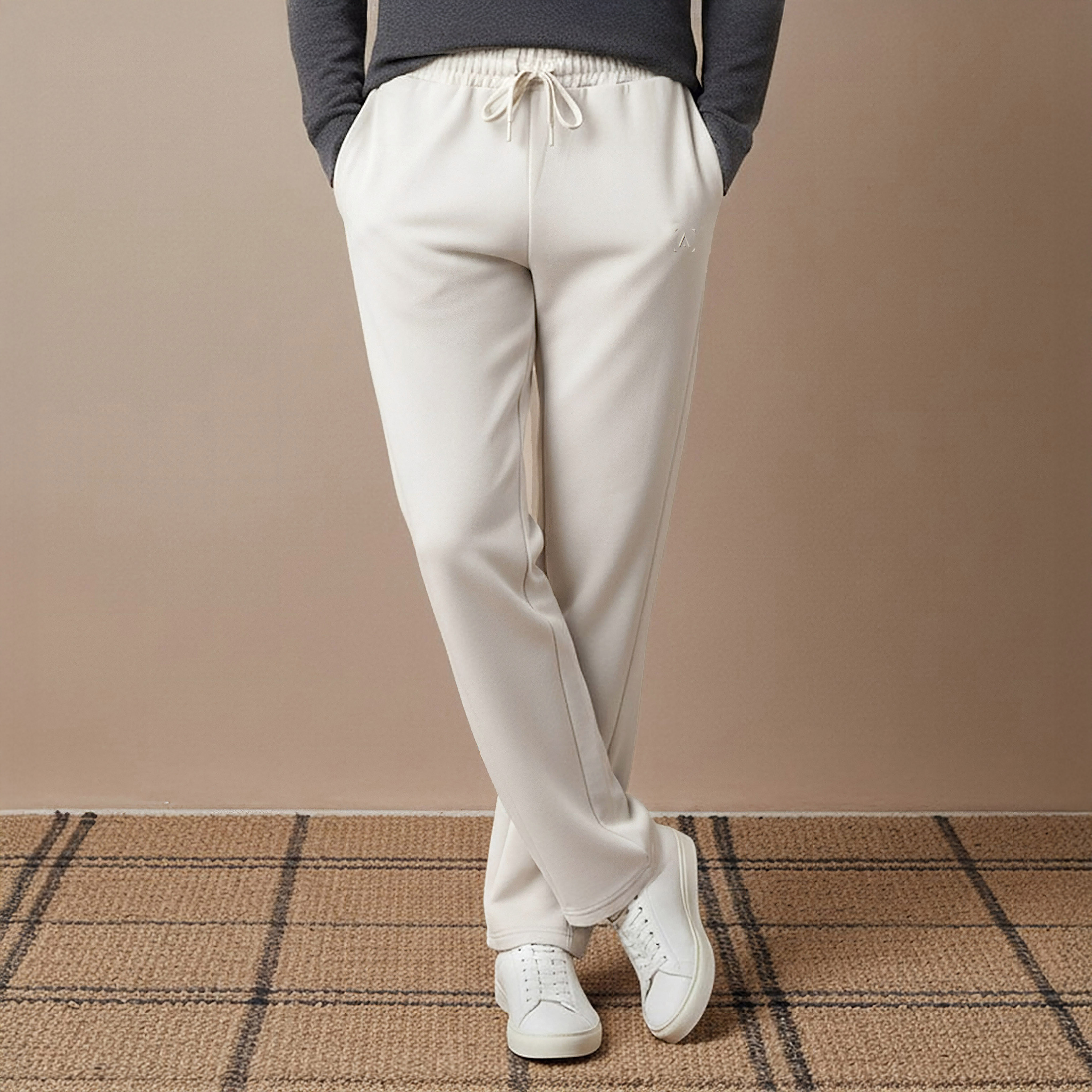 Men Regular Fit Drawstring Waist Track Pants-men-clothing-sportswearandactivewear-tracksuits-image-1