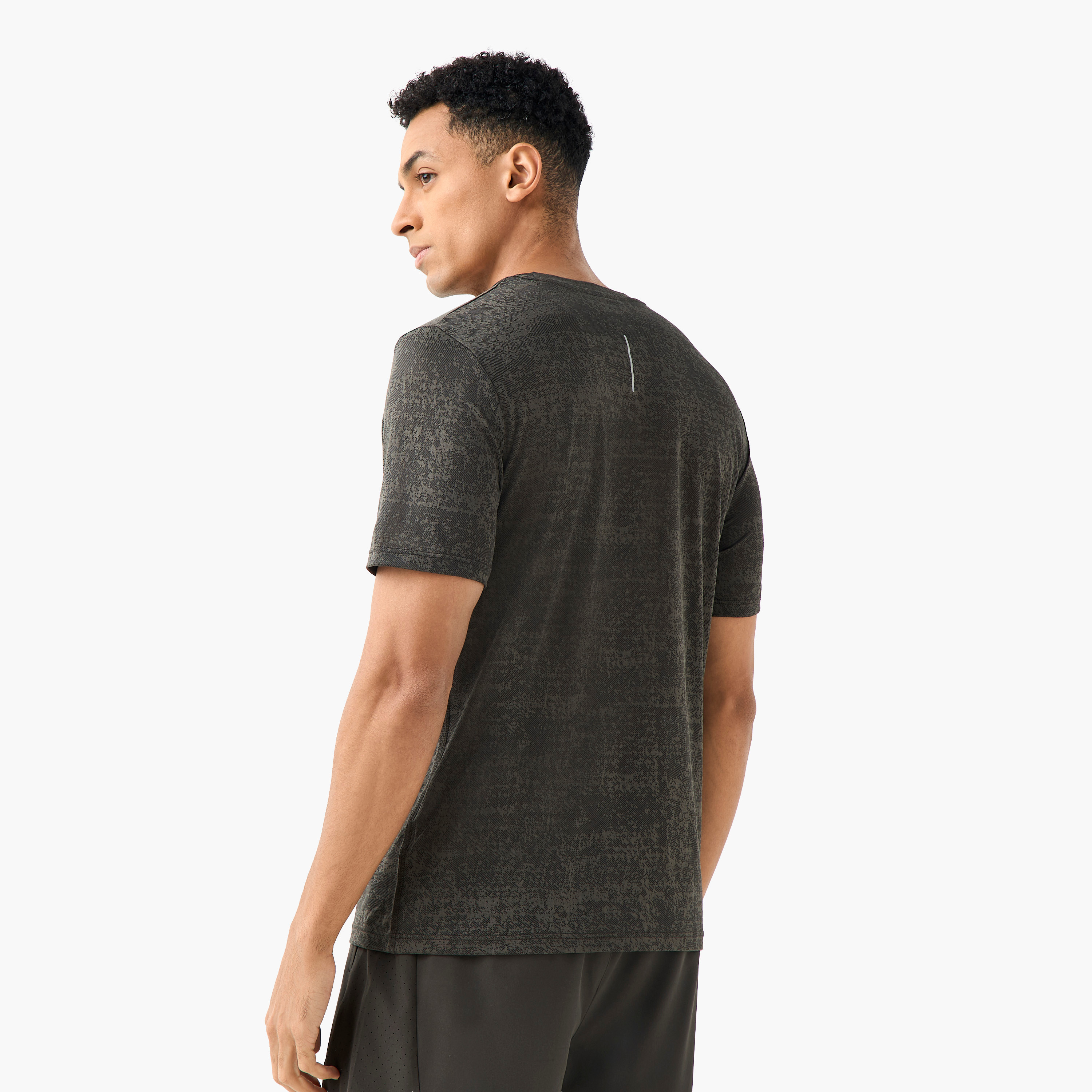 تيشيرت بيرفورمانس بارز الملمس للرجال-men-clothing-sportswearandactivewear-tshirtsandpolos-image-3