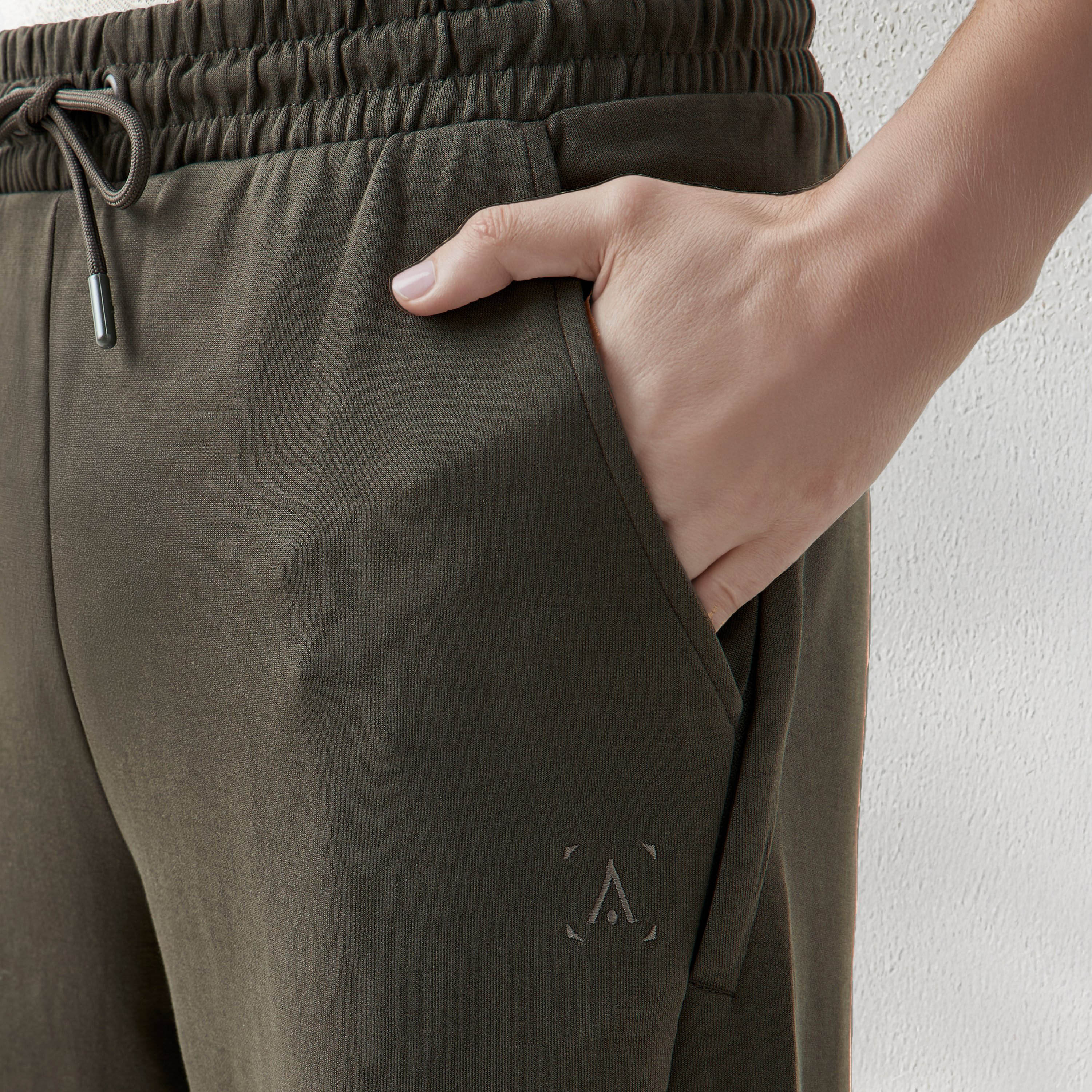Panel Detail Performance Shorts with Drawstring Waist-men-clothing-bottoms-shorts-image-4