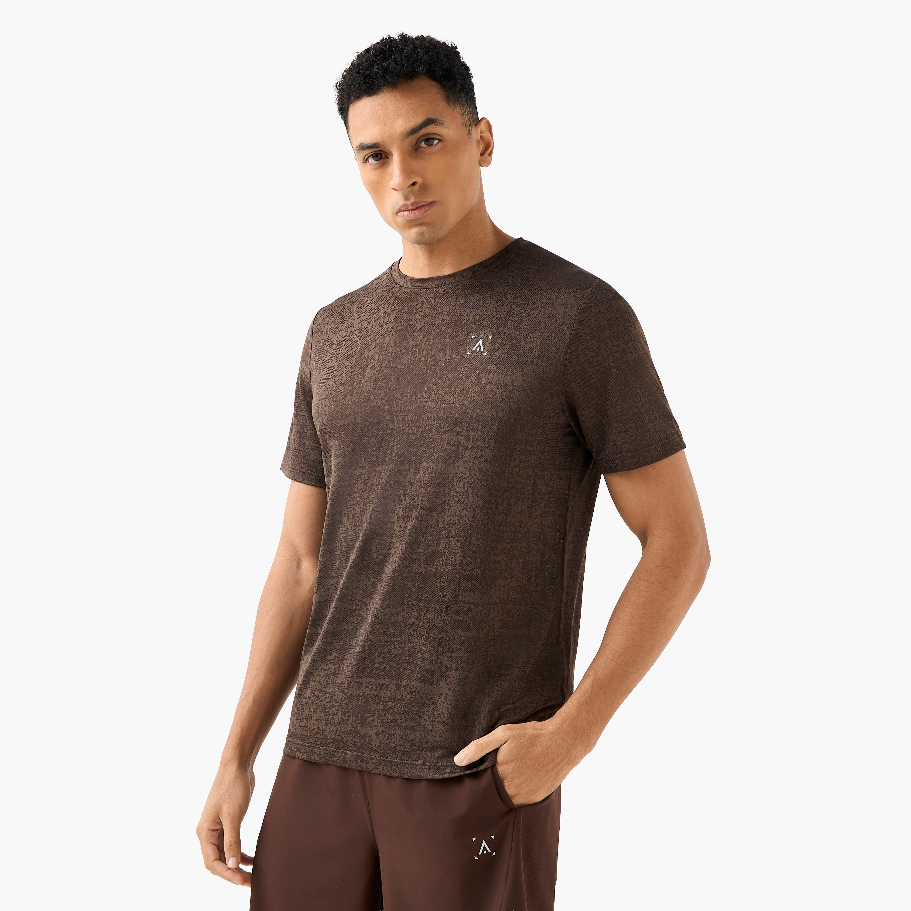 Men Textured Performance T-shirt-men-clothing-sportswearandactivewear-tshirtsandpolos-image-1