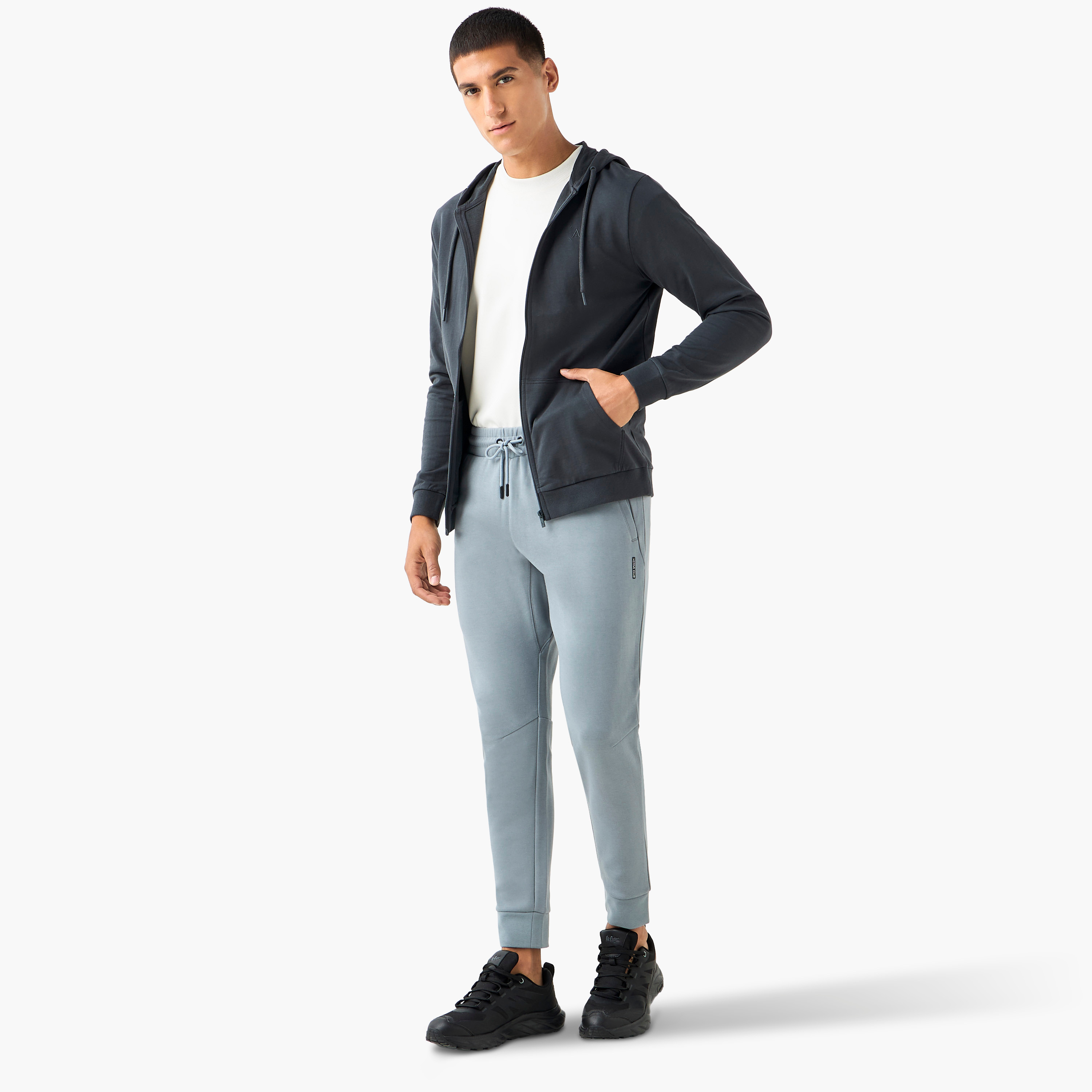 Men's Drawstring Waist Joggers-men-clothing-sportswearandactivewear-bottoms-joggers-image-2