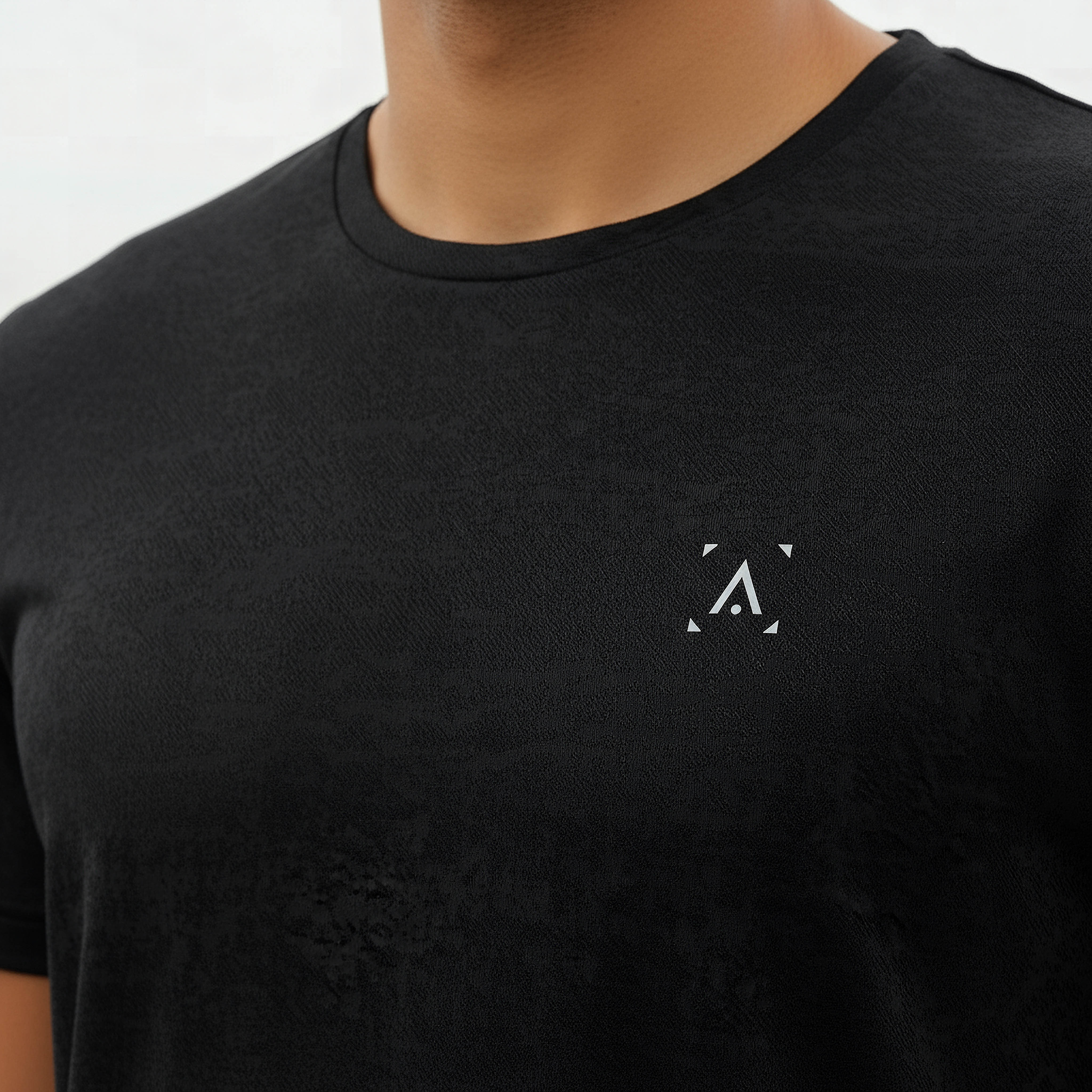 Men Performance T-shirt-men-clothing-sportswearandactivewear-tshirtsandpolos-image-4