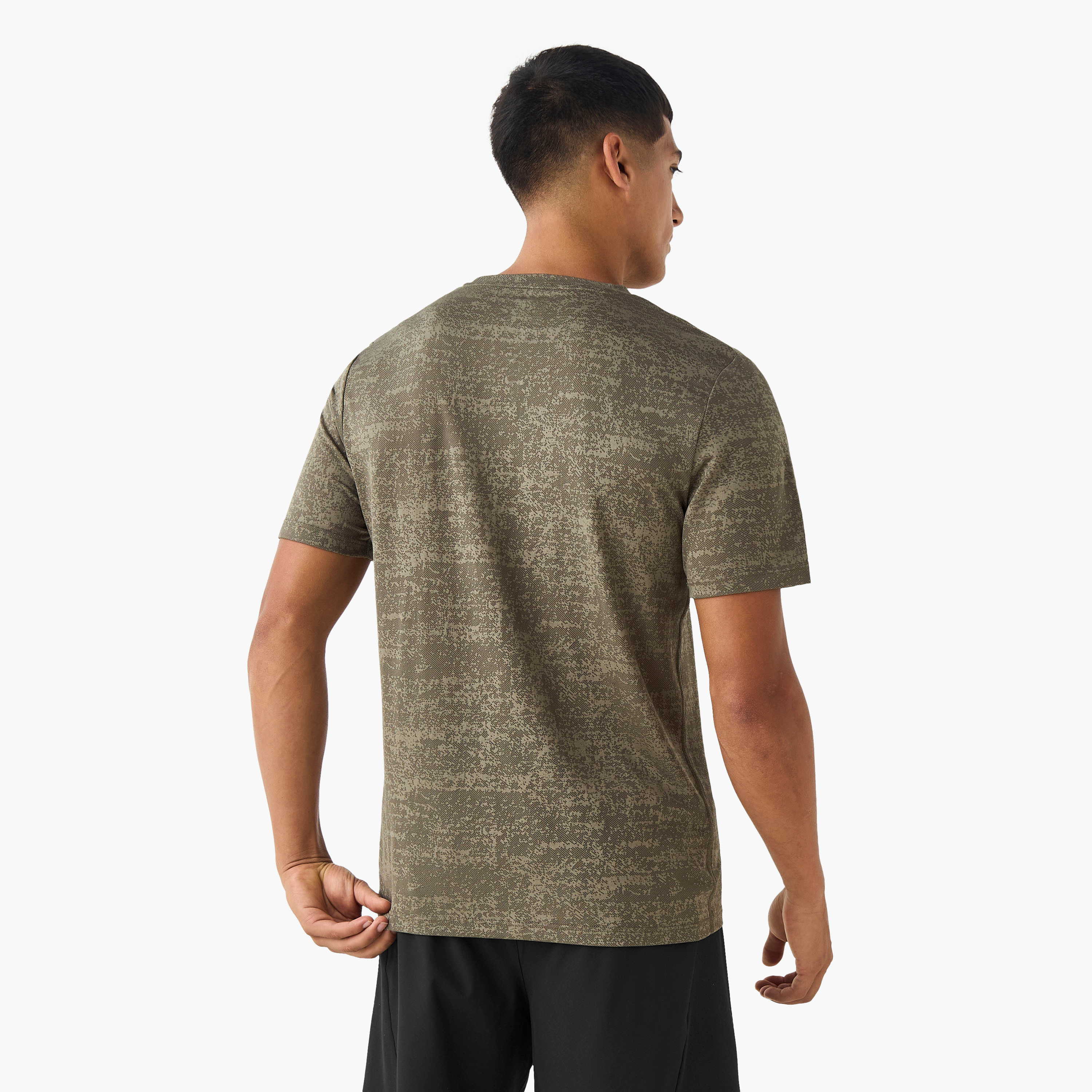 Men Textured Performance T-shirt-men-clothing-sportswearandactivewear-tshirtsandpolos-image-3