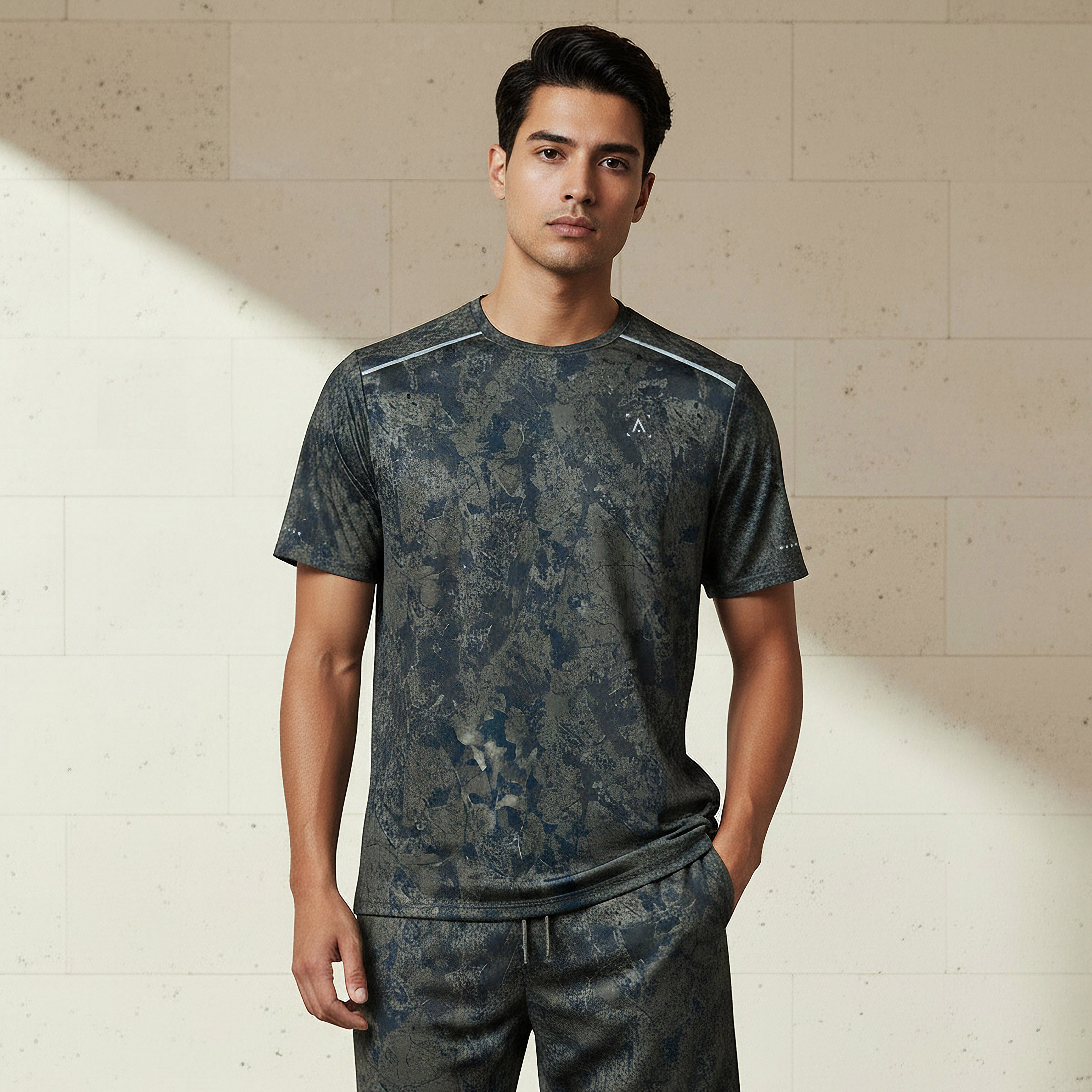 Men Mineral Print Performance T-shirt-men-clothing-sportswearandactivewear-tshirtsandpolos-image-1