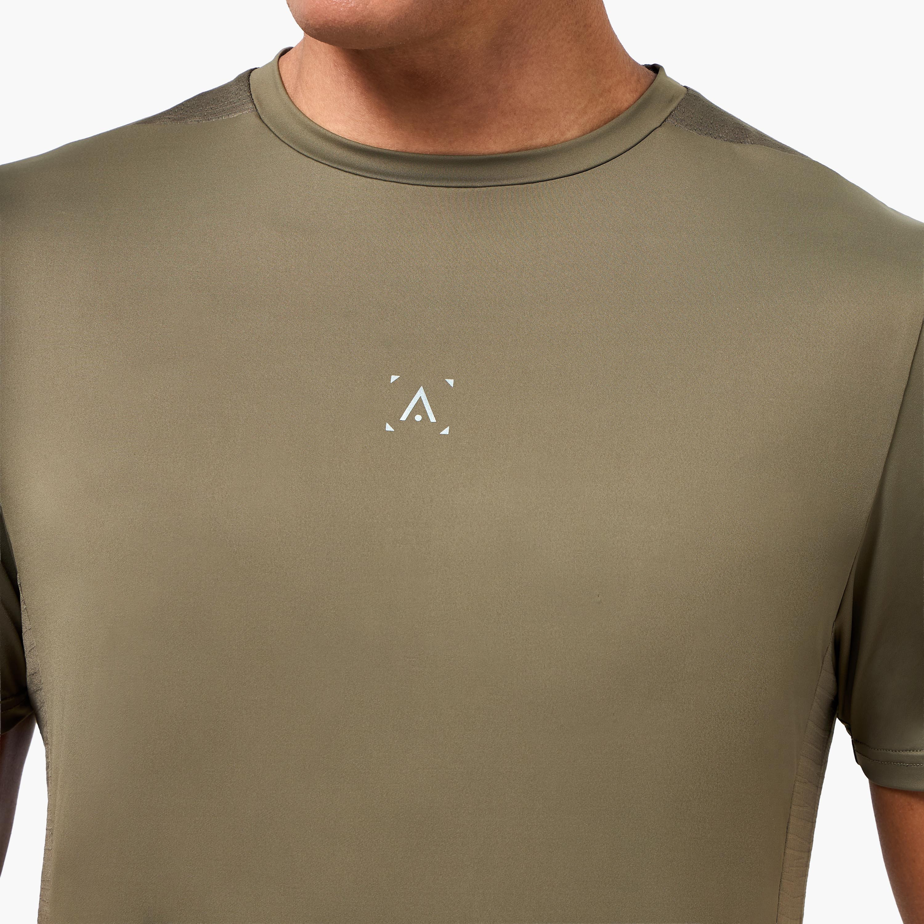 Men Performance T-shirt-men-clothing-sportswearandactivewear-tshirtsandpolos-image-2