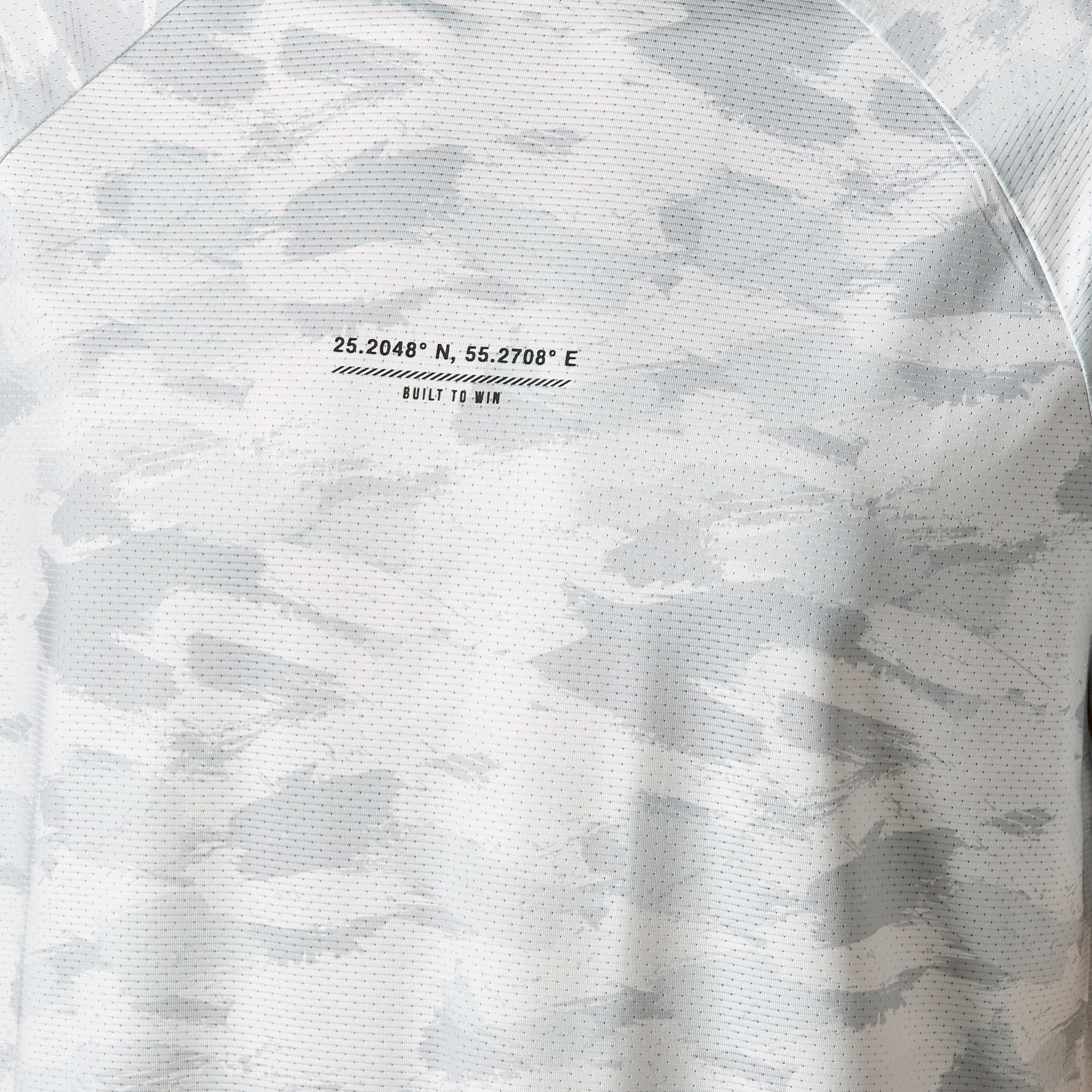 Men Raglan Sleeve T-shirt-men-clothing-sportswearandactivewear-tshirtsandpolos-image-2