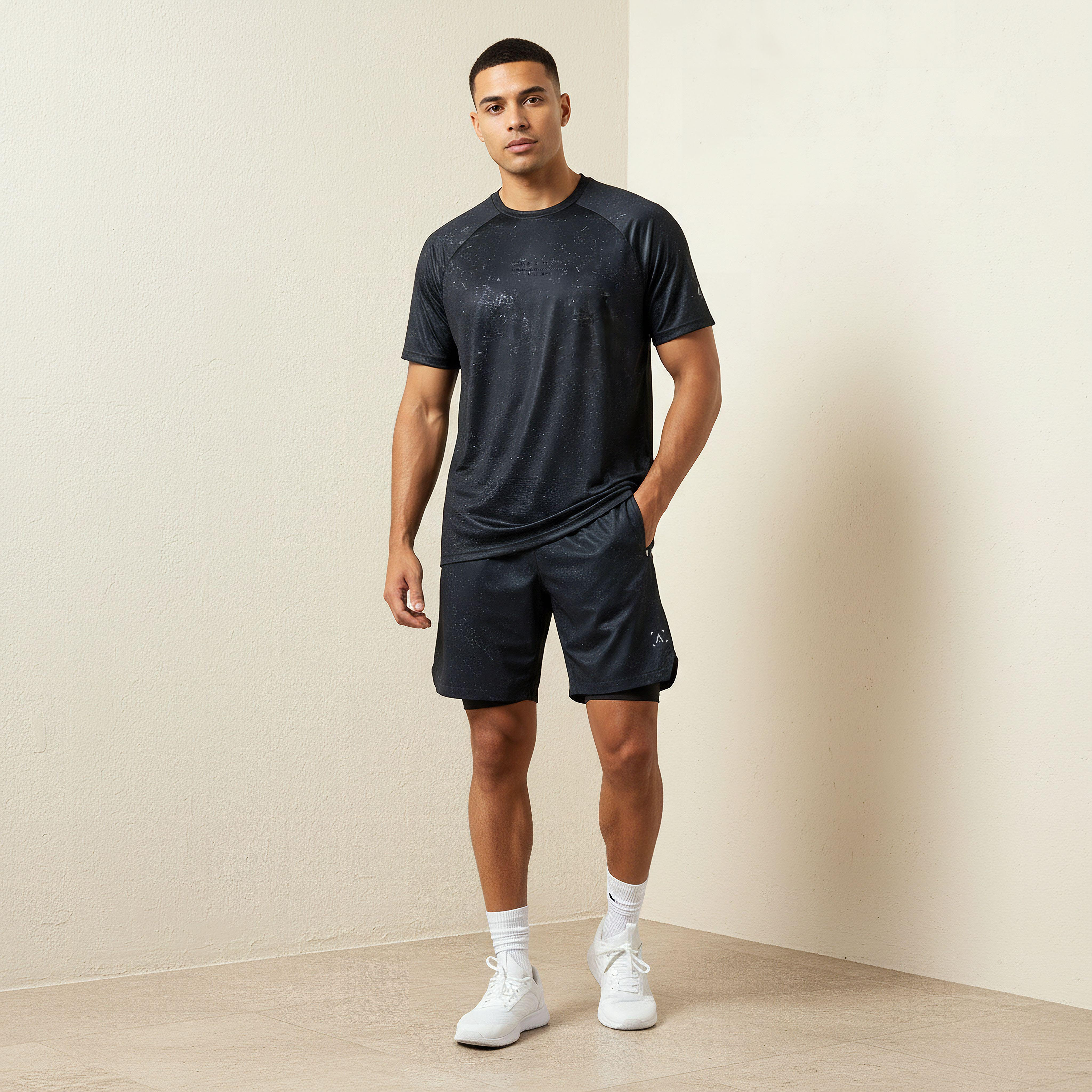 Men Raglan Sleeve T-shirt-men-clothing-sportswearandactivewear-tshirtsandpolos-image-3