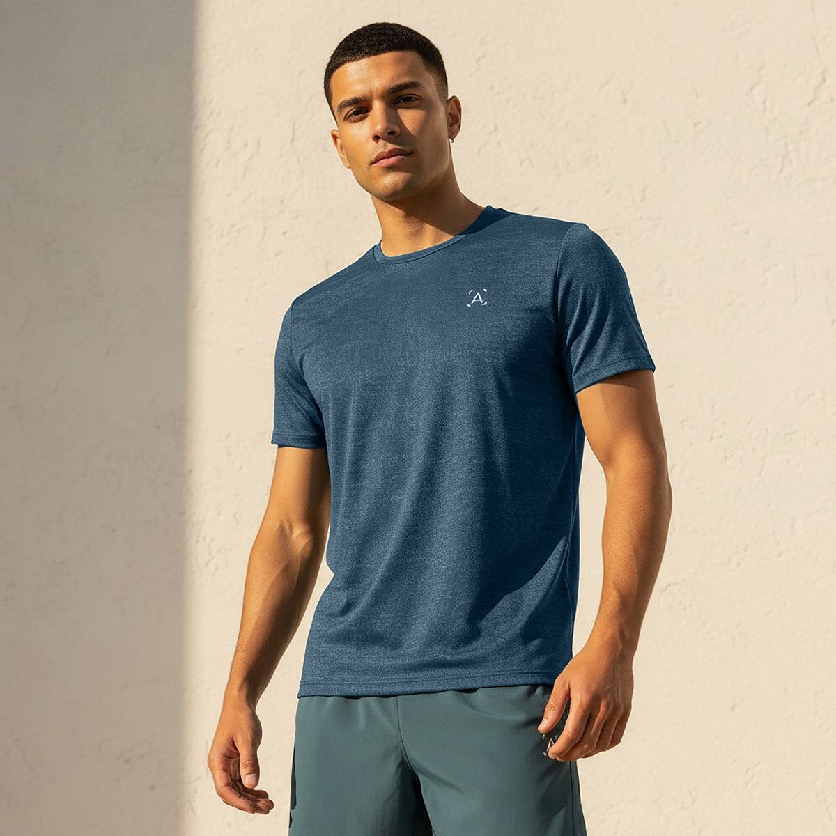تيشيرت رياضي ناعم للرجال-men-clothing-sportswearandactivewear-tshirtsandpolos-image-1