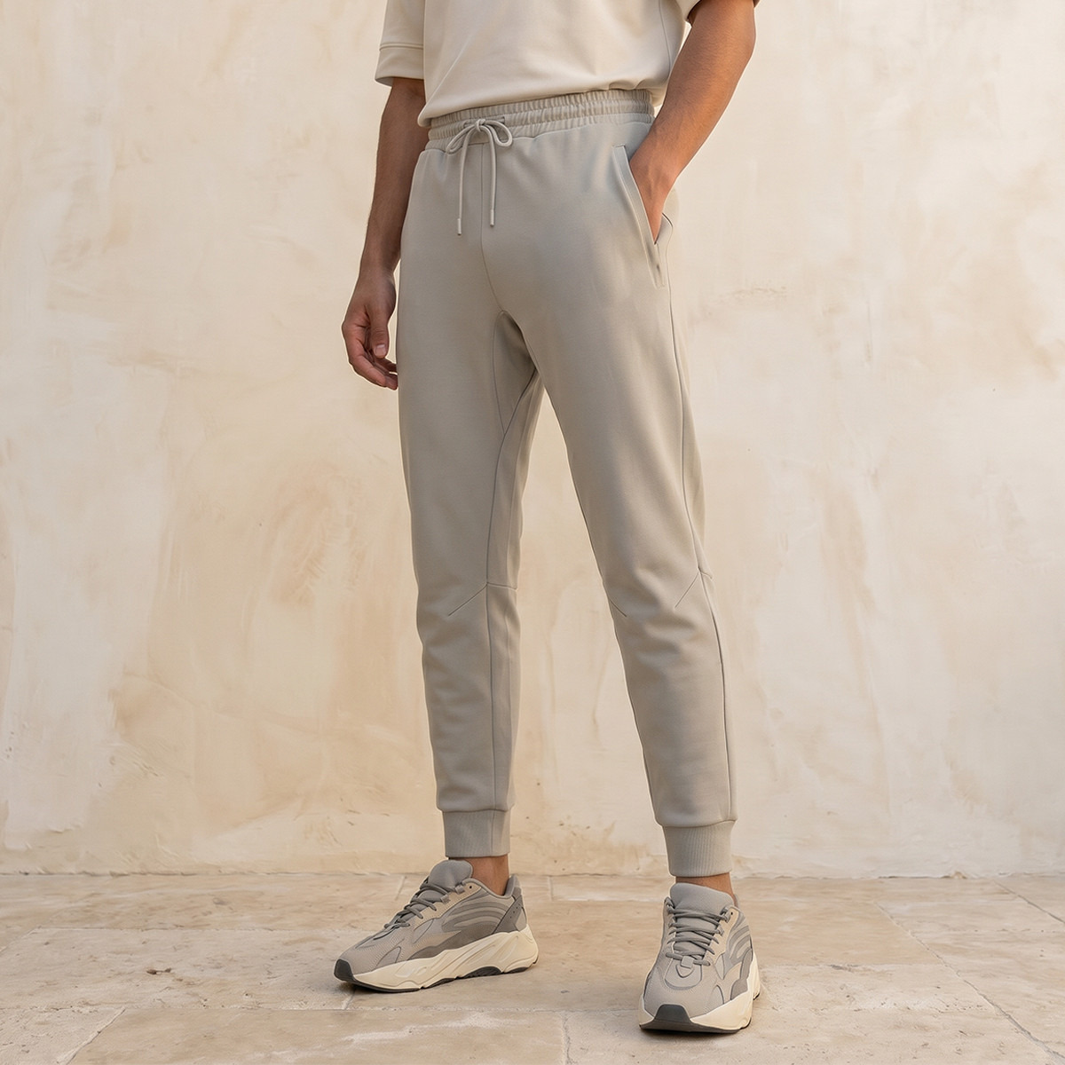 Men Drawstring Waist Joggers-men-clothing-sportswearandactivewear-bottoms-joggers-image-1