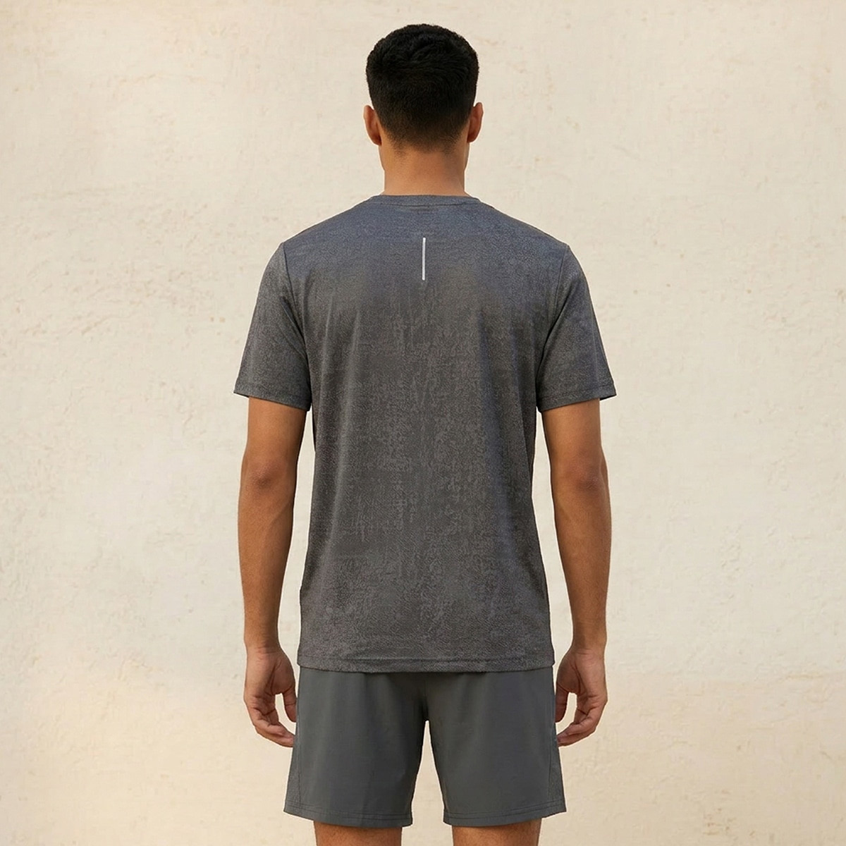 Performance 2 Way Stretch T-shirt-men-clothing-sportswearandactivewear-tshirtsandpolos-image-4