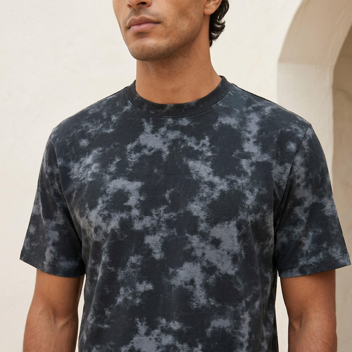 Printed Crew Neck T-shirt-men-clothing-sportswearandactivewear-tshirtsandpolos-image-5