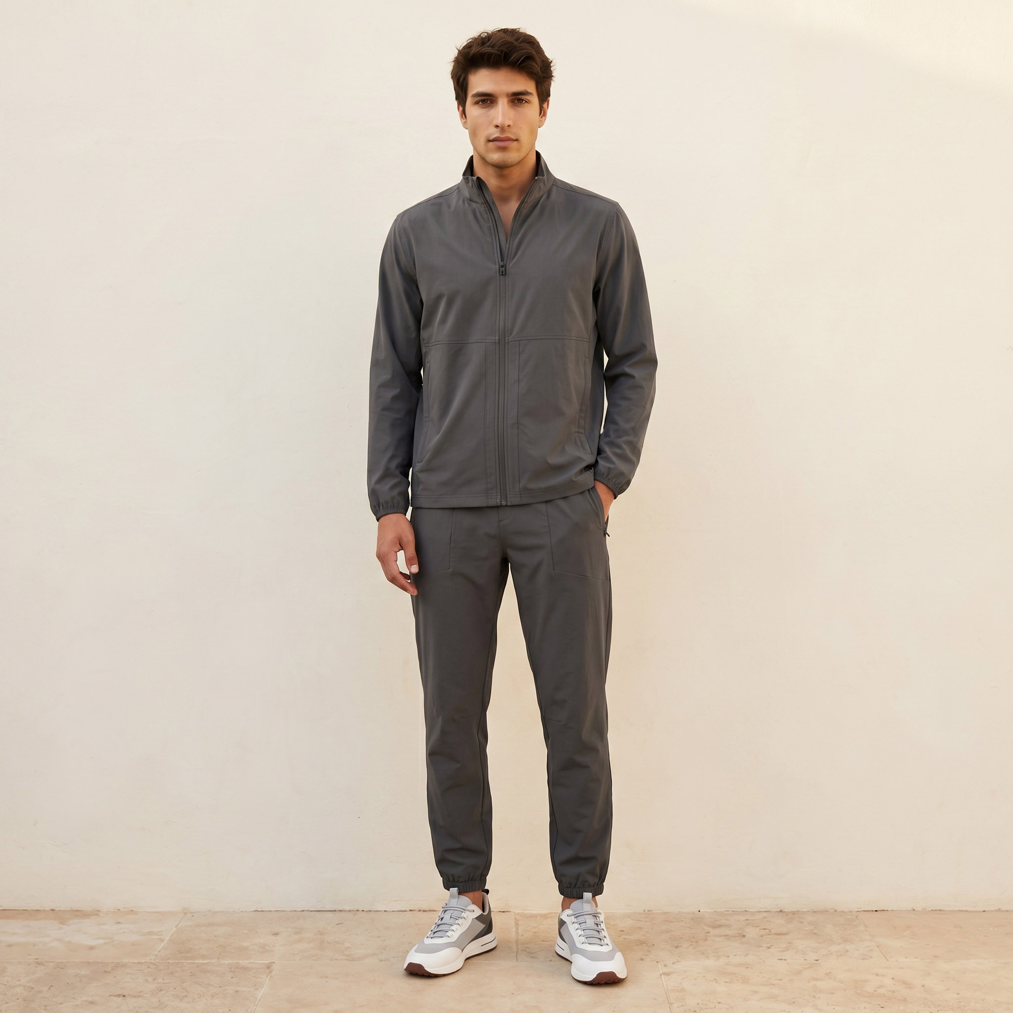 جاكيت بياقة عالية وسحاب-men-clothing-jacketsandblazers-jackets-image-3