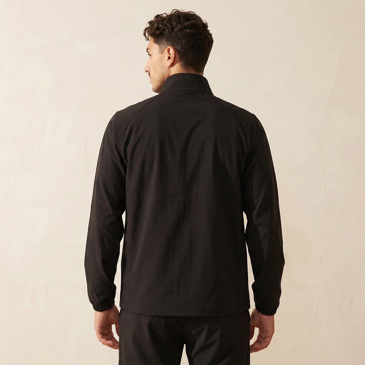 جاكيت بياقة عالية وسحاب-men-clothing-jacketsandblazers-jackets-image-4