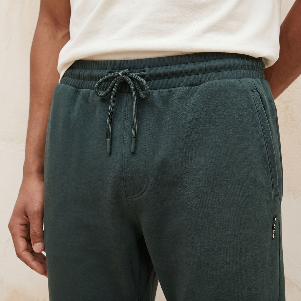 Non Stretchable Joggers-men-clothing-sportswearandactivewear-bottoms-joggers-image-5