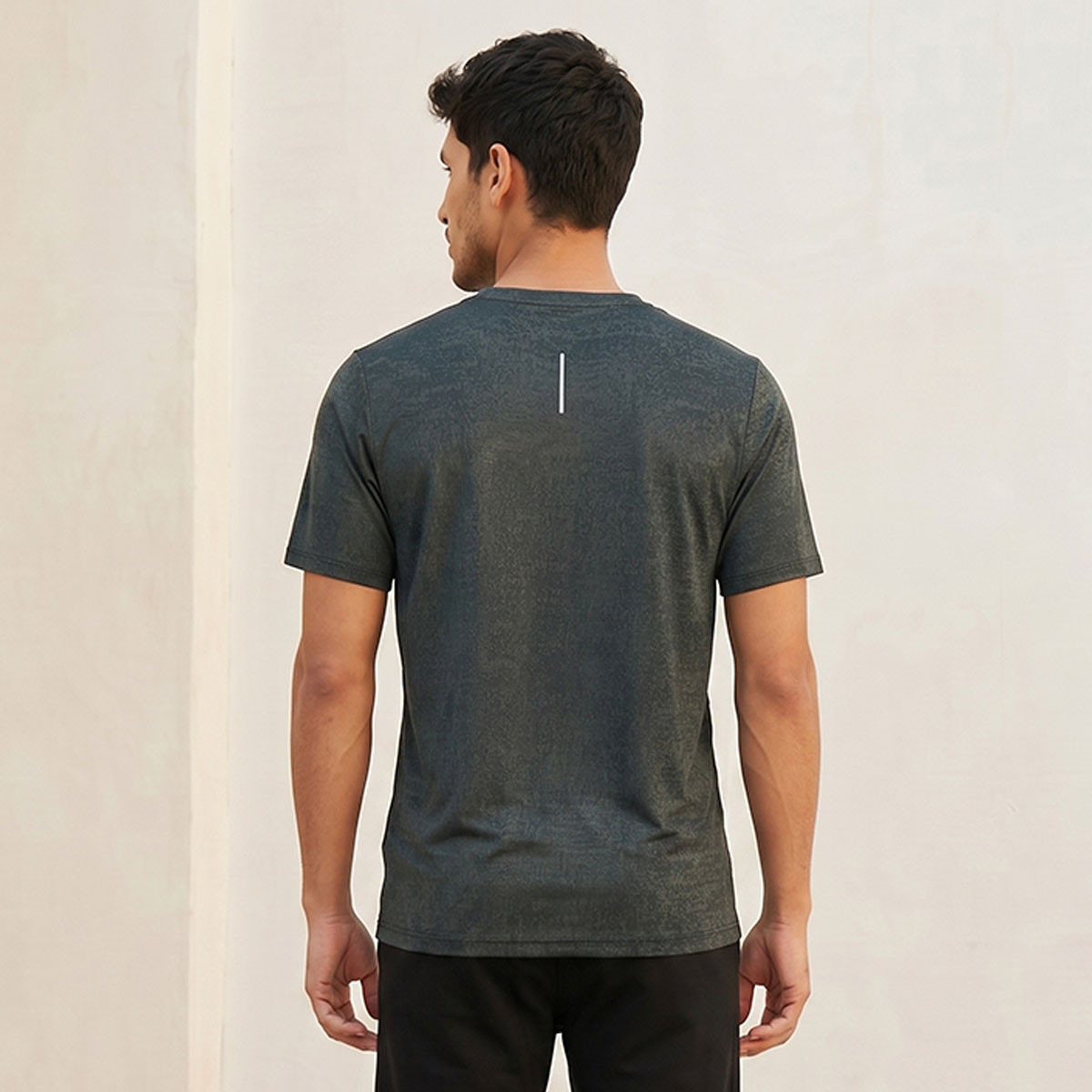 Core Performance 2-Way Stretch T-shirt-men-clothing-sportswearandactivewear-tshirtsandpolos-image-4
