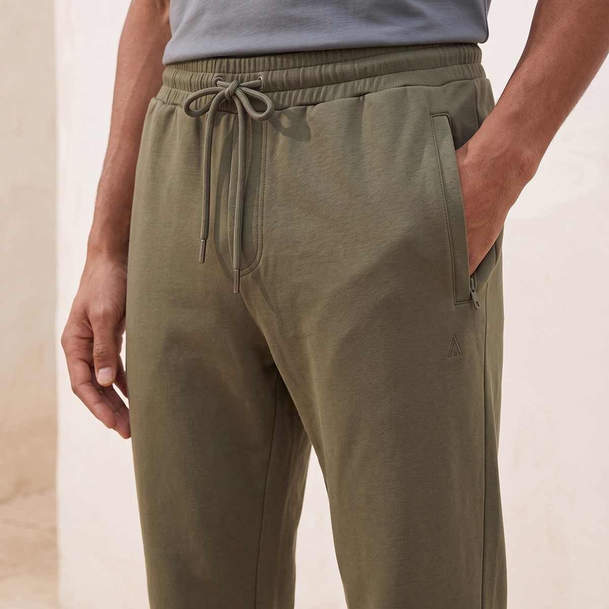 Joggers with Drawstring Closure-men-clothing-sportswearandactivewear-bottoms-joggers-image-4
