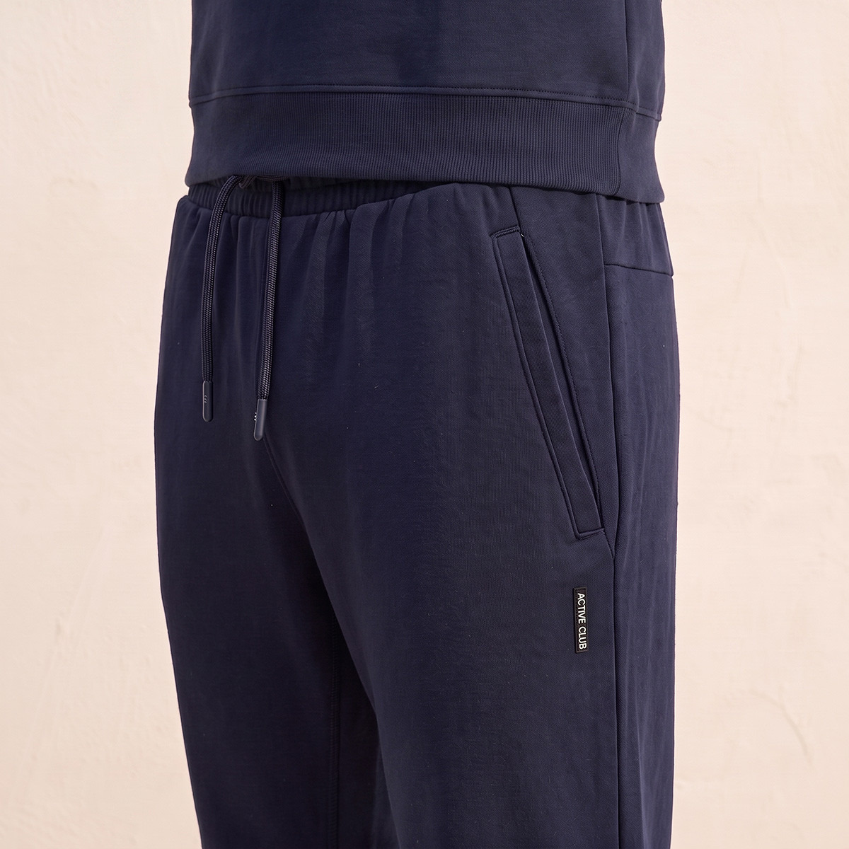 Drawstring Waist Joggers-men-clothing-sportswearandactivewear-bottoms-joggers-image-4