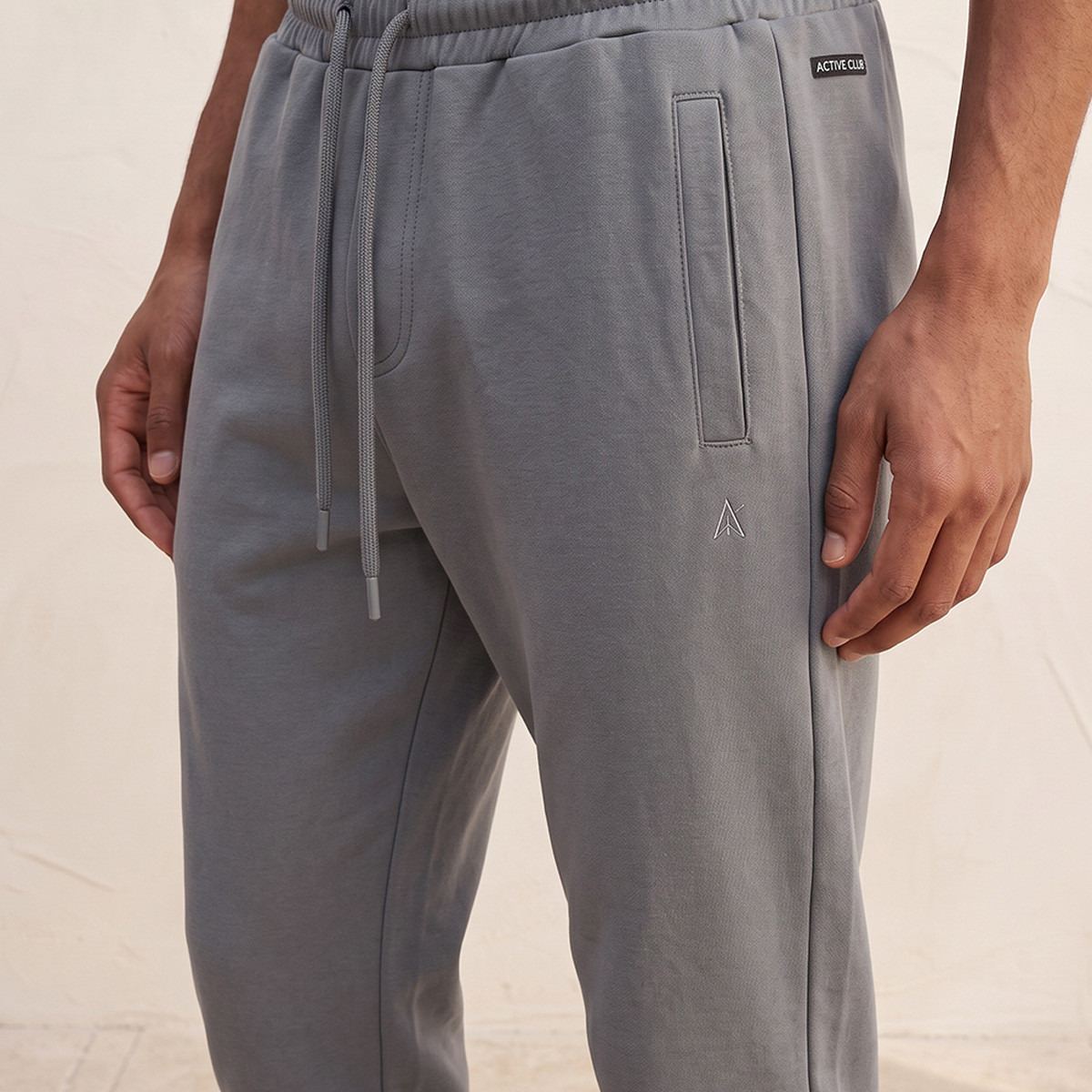 Relaxed Fit Joggers-men-clothing-sportswearandactivewear-bottoms-joggers-image-4